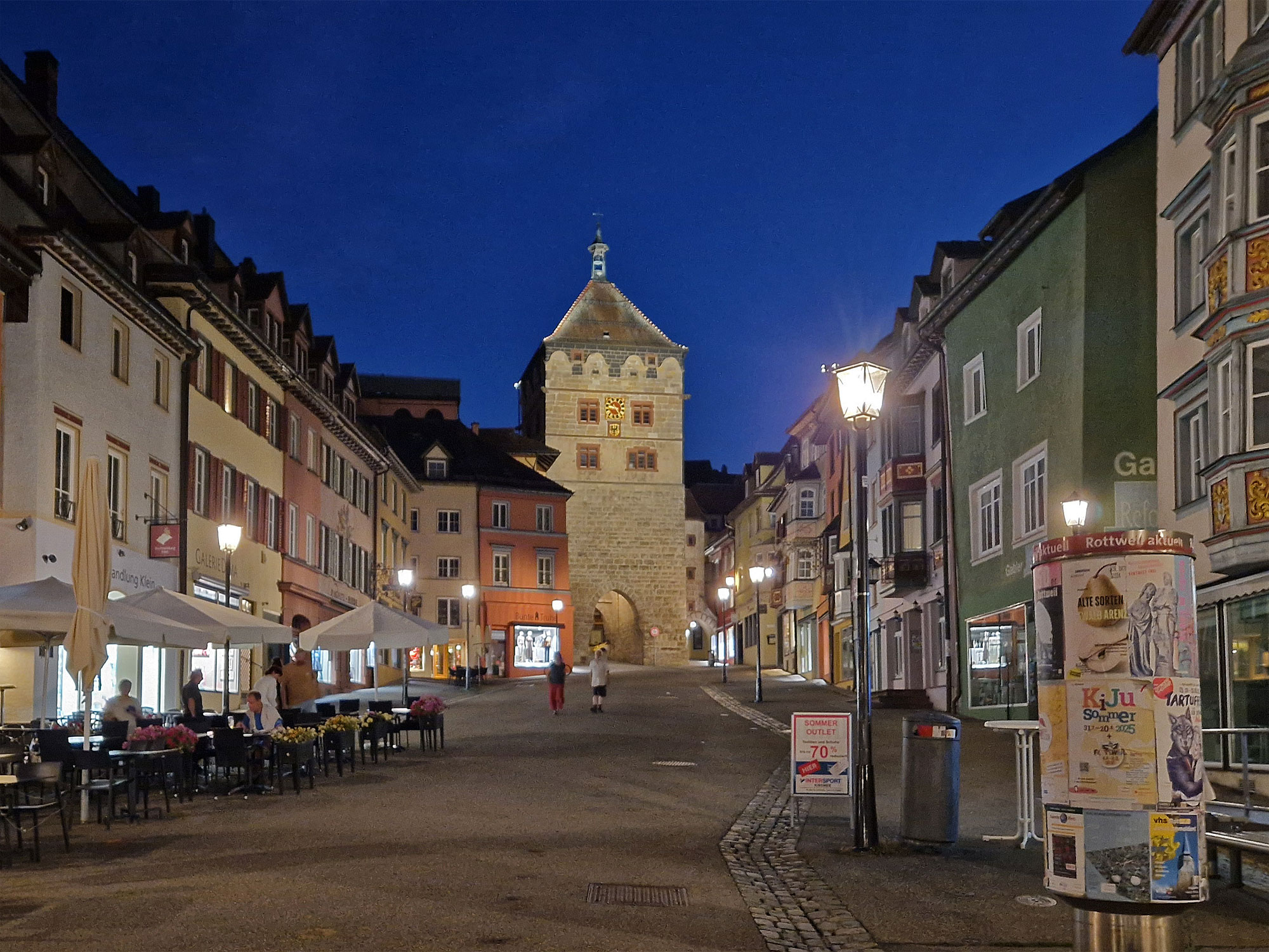 Rottweil Hauptstraße Nachtaufnahme