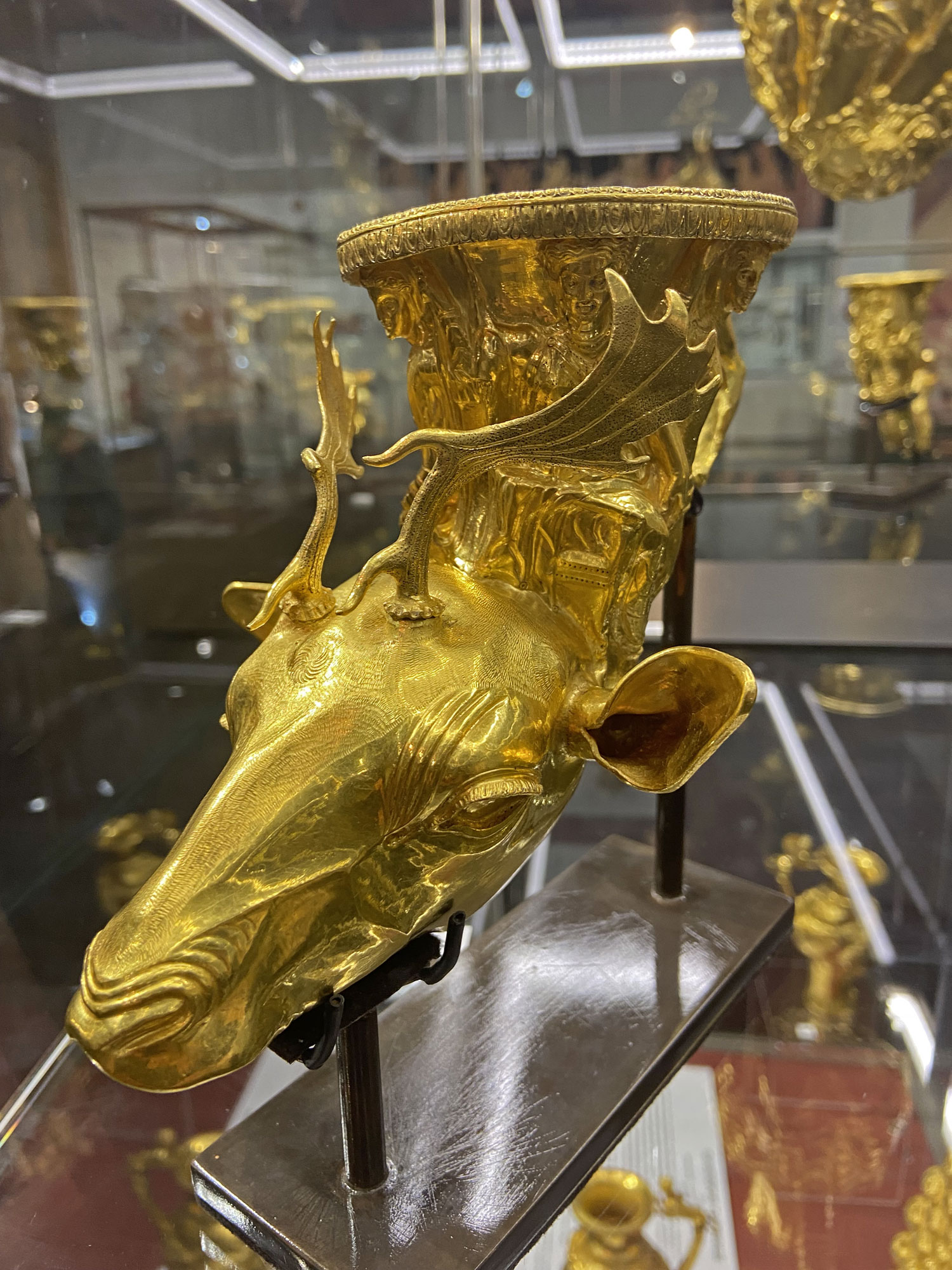 Sofia Nationalmuseum Goldgefäß