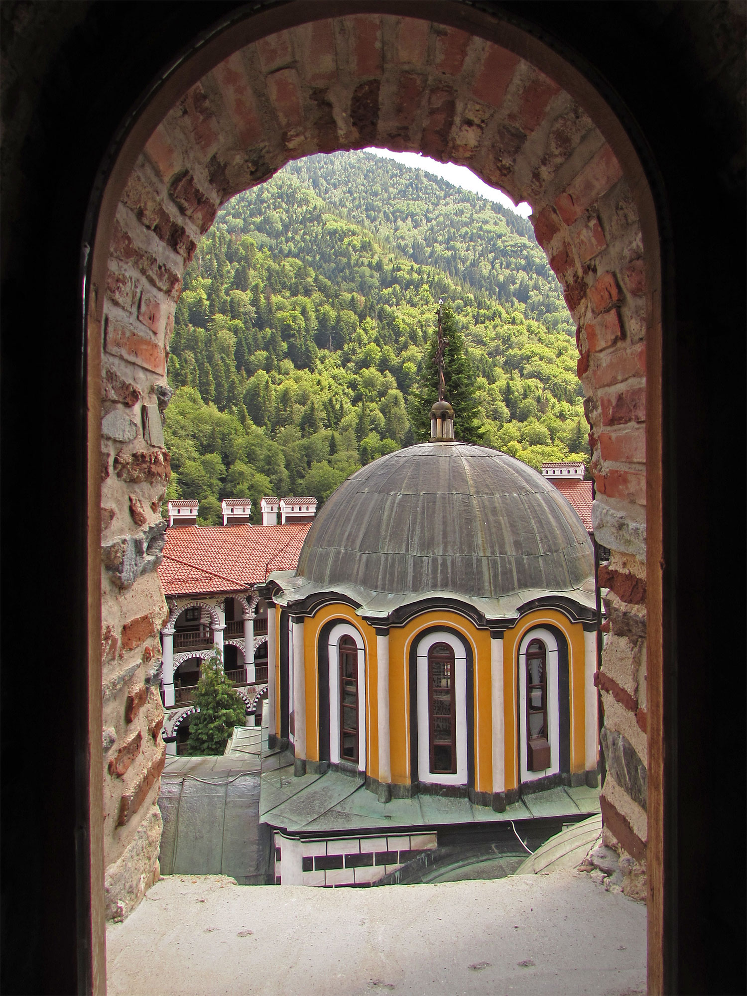 Bulgarien Rila-Kloster Blick aus dem Wehrturm