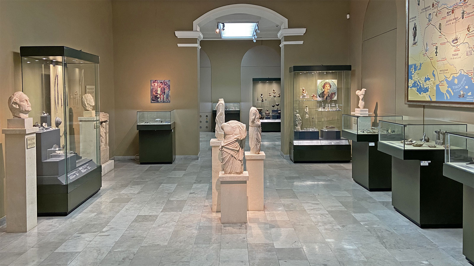 Bulgarien Varna Archäologiemuseum außen