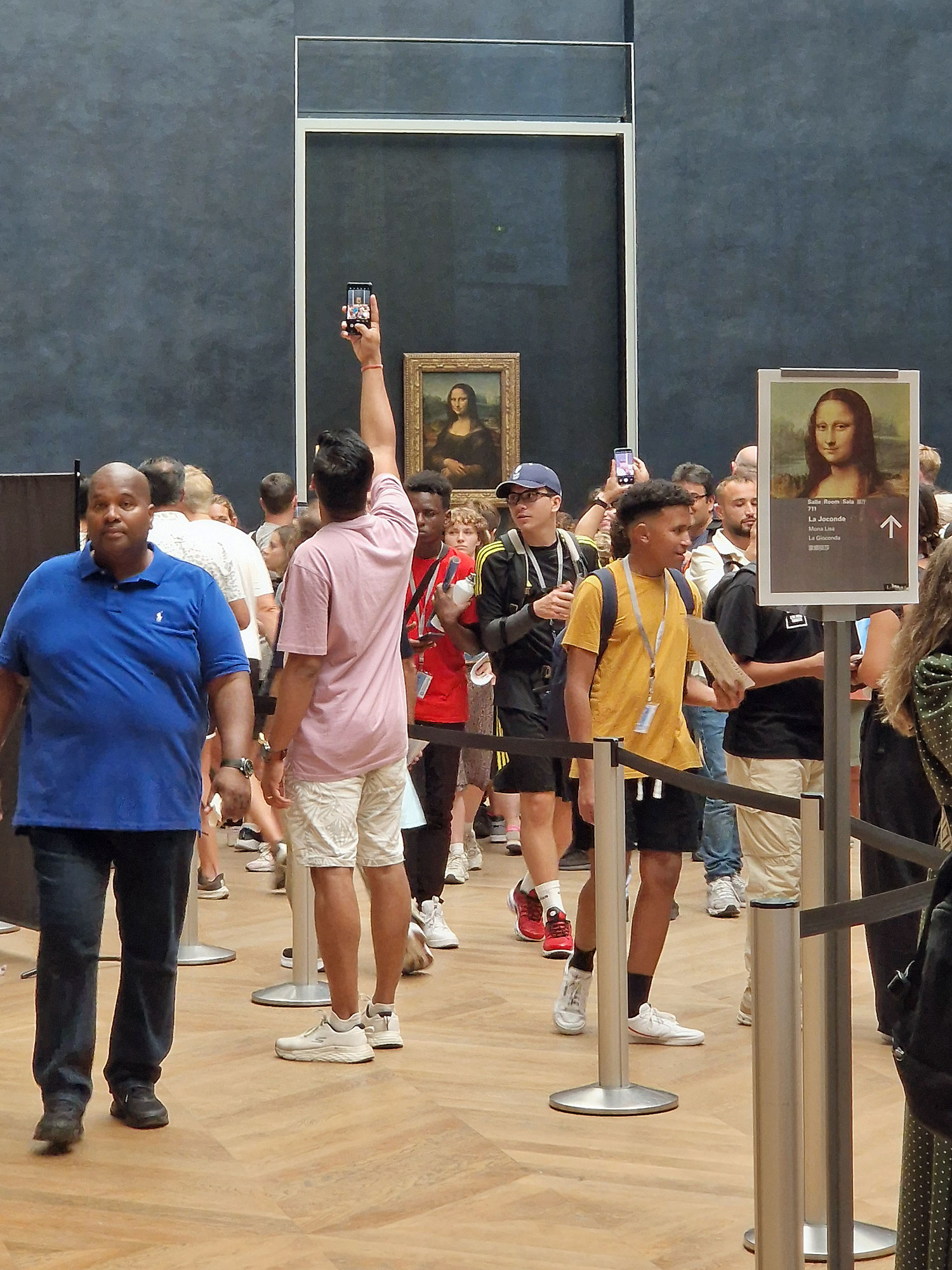 Paris Louvre Mona Lisa Totale