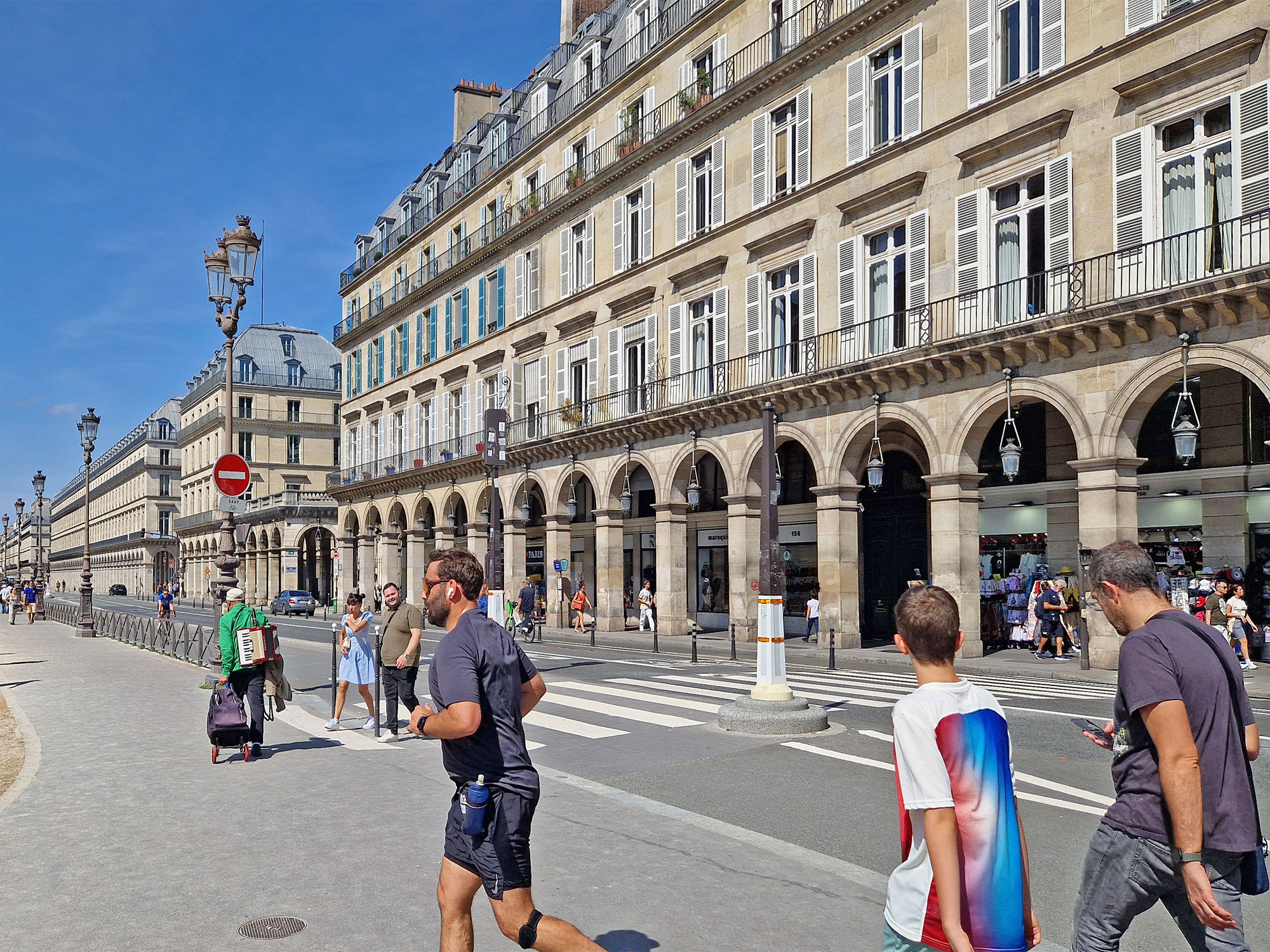 Paris Rue de Rivoli