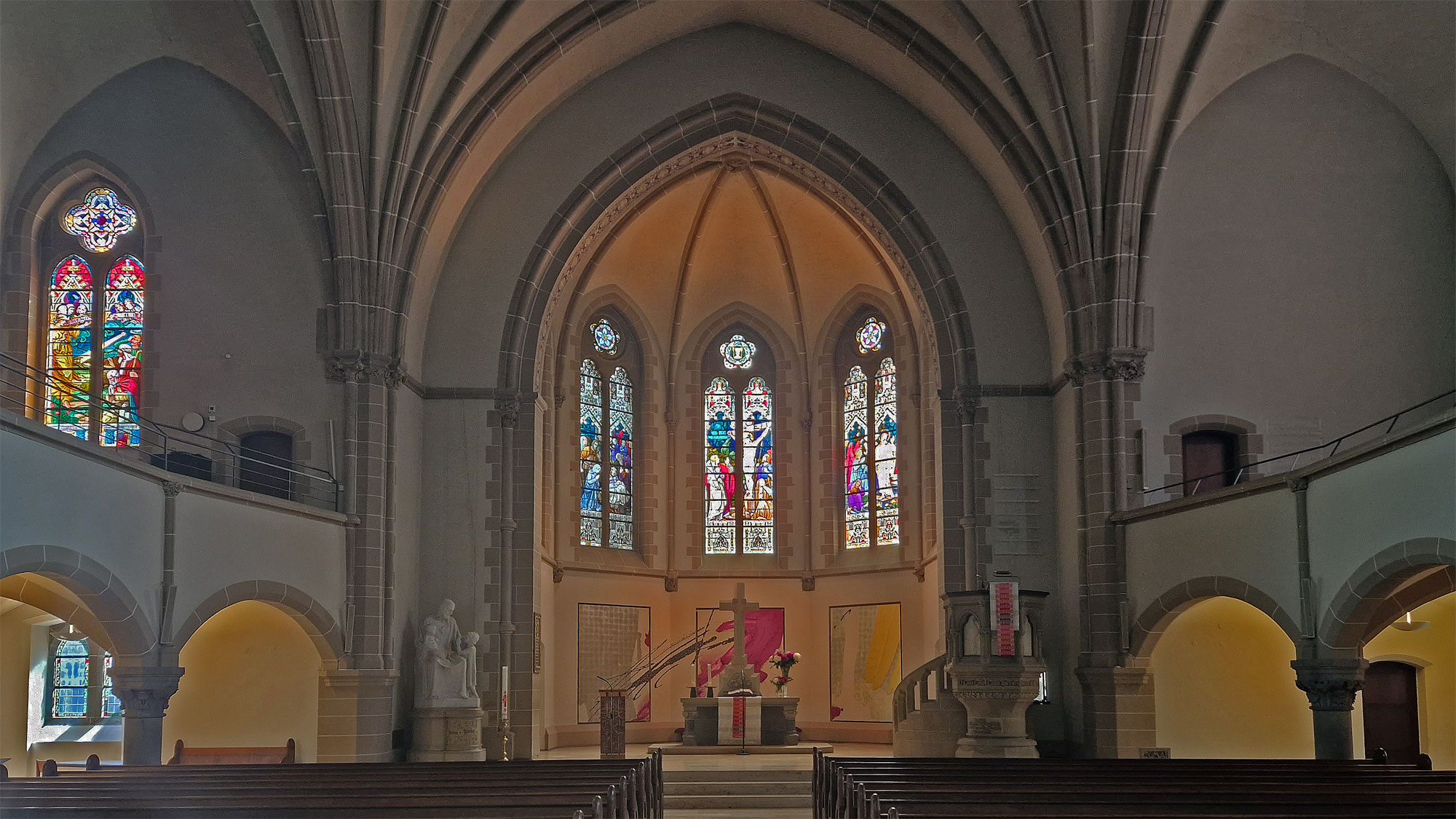 Bad Nauheim Dankeskirche innen