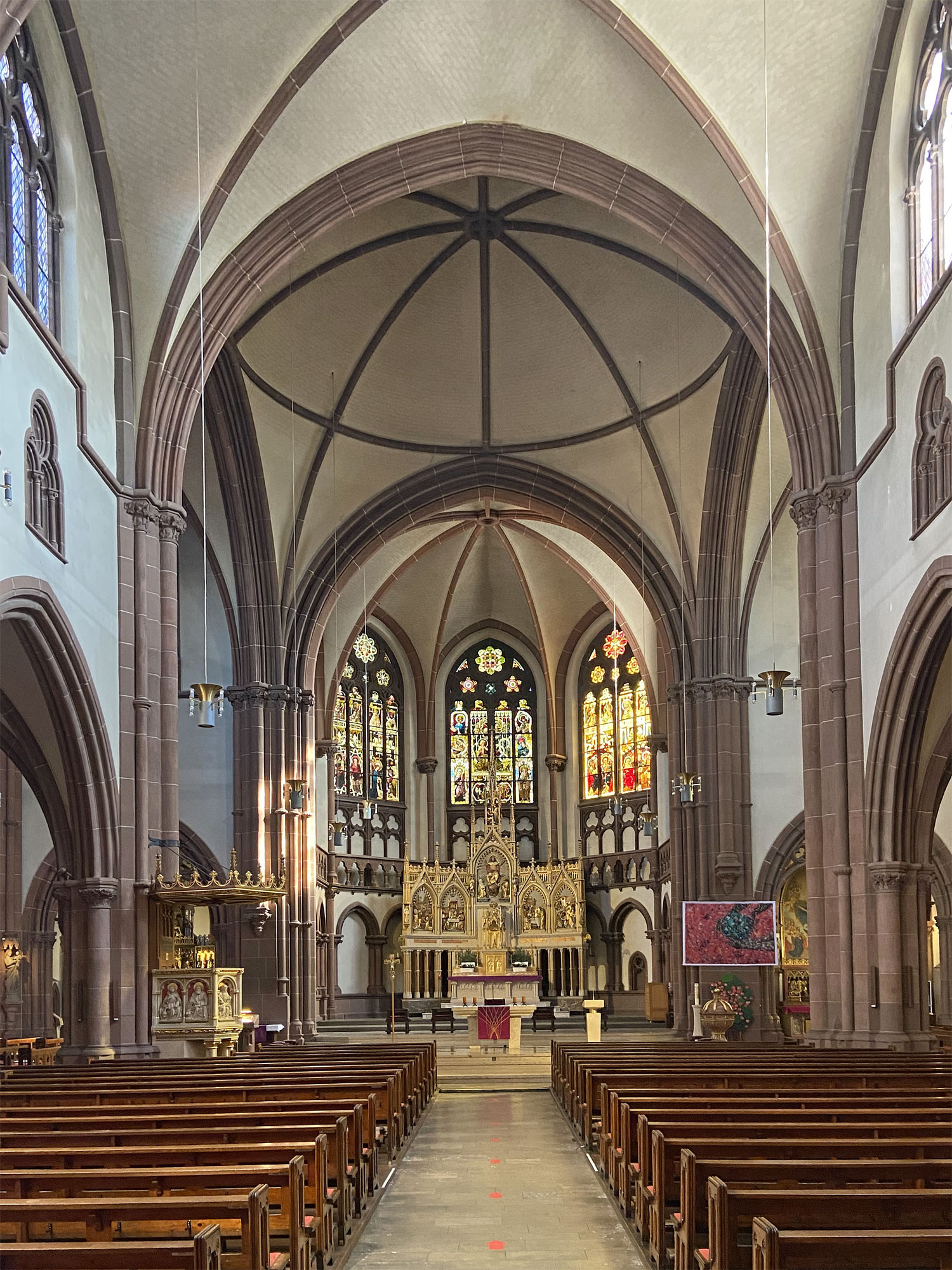 Heppenheim Peterskirche innen