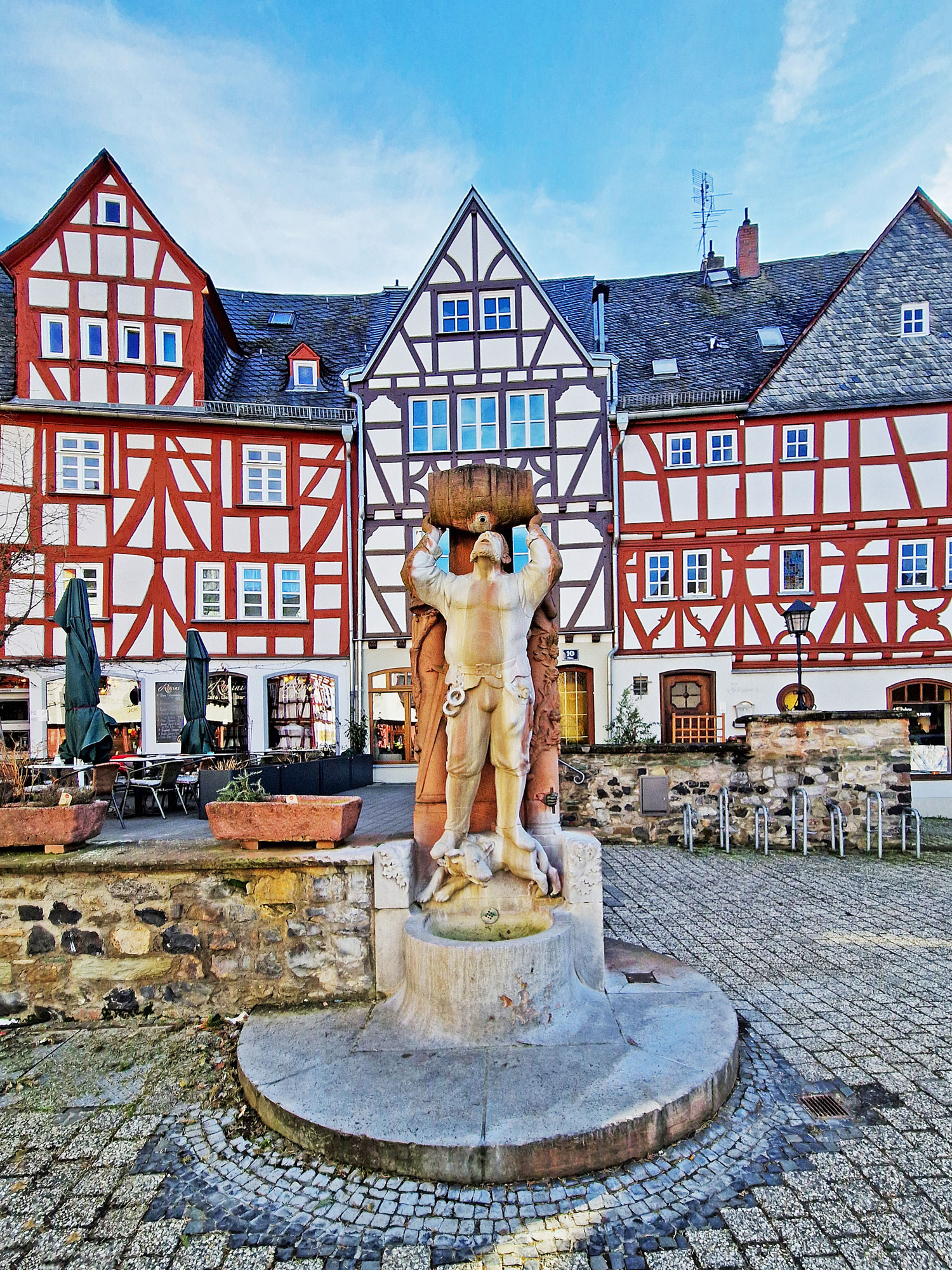 Limburg plötze säuferbrunnen ritter hattstein