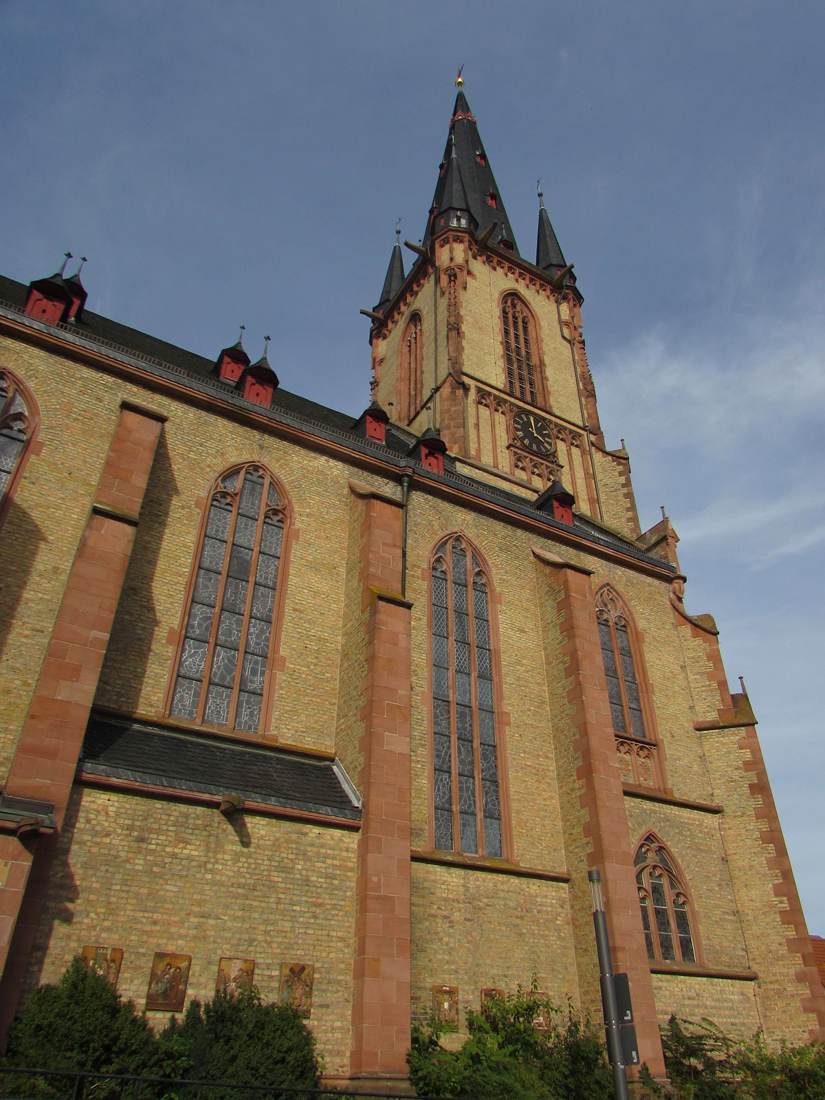 Viernheim Apostelkirche