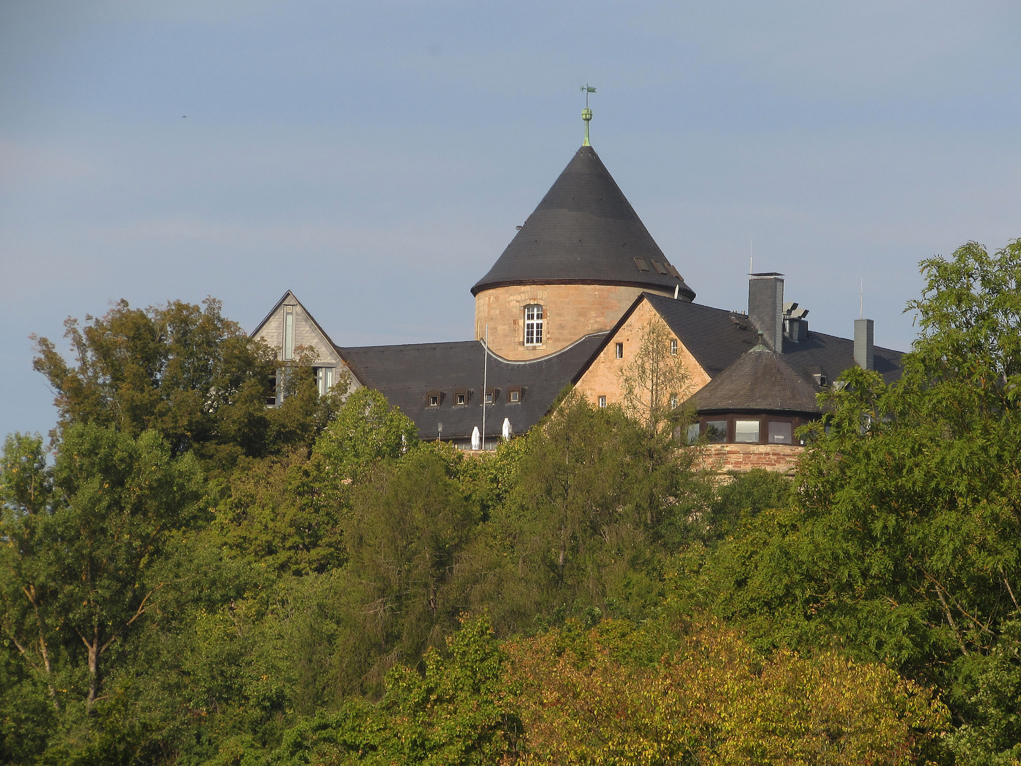 Waldeck Schloss von Osten