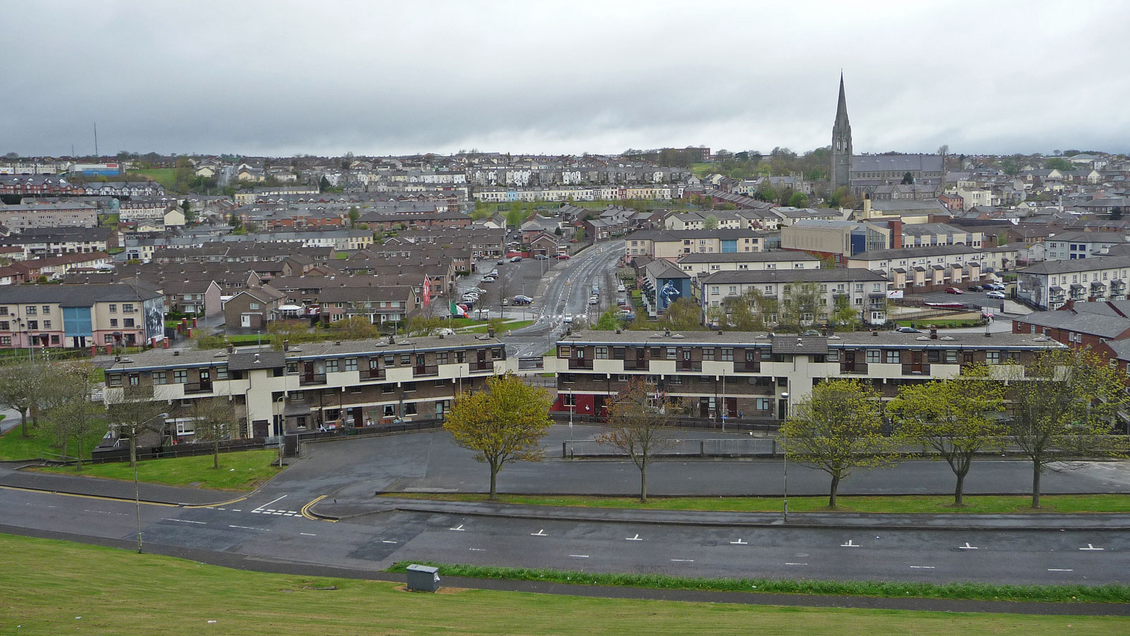 Nordirland Londonderry Blick auf Bogside