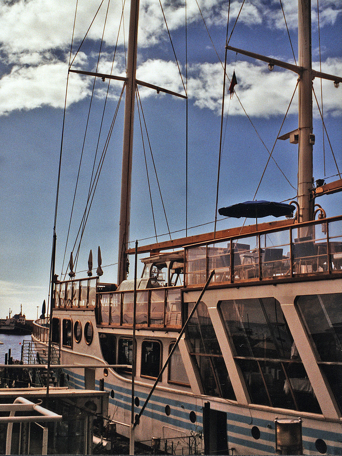 Madeira Funchal Yacht Vagrant