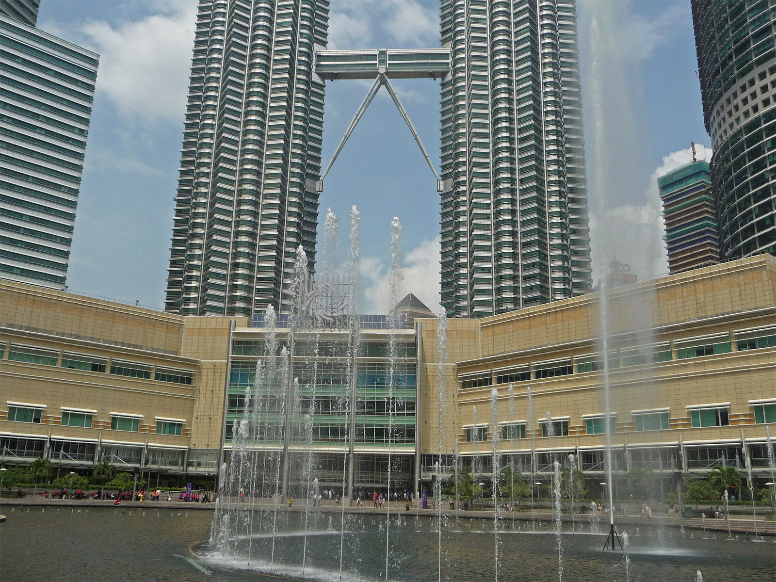 Kuala Lumpur Petronas Towers Wasserspiele