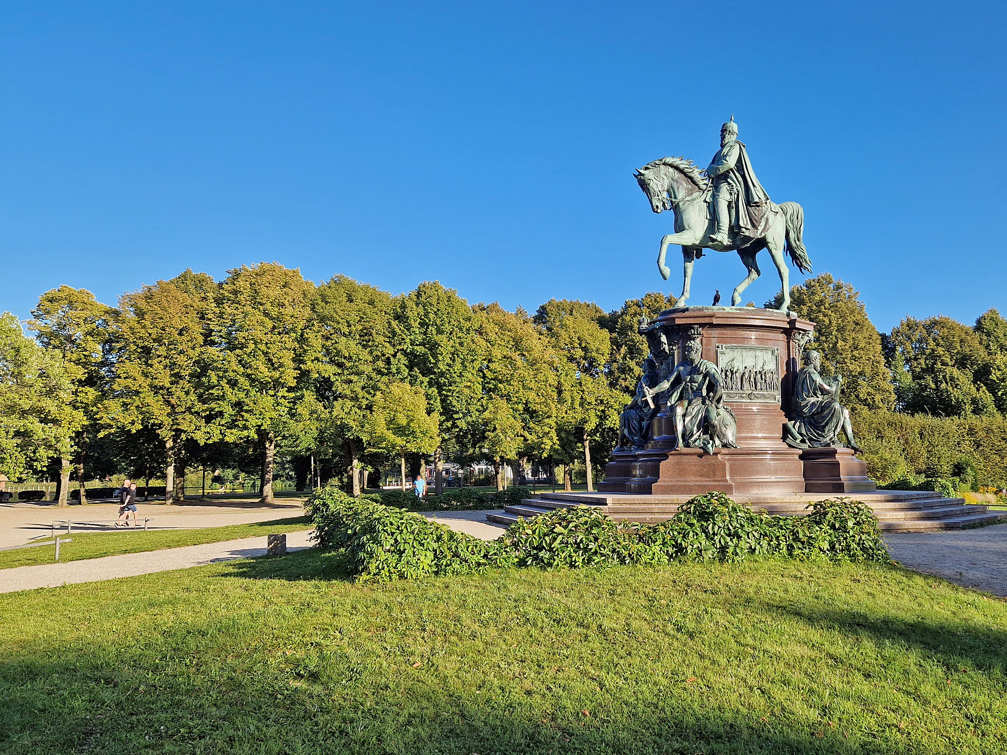Schwerin Schlossgarten Reiterdenkmal