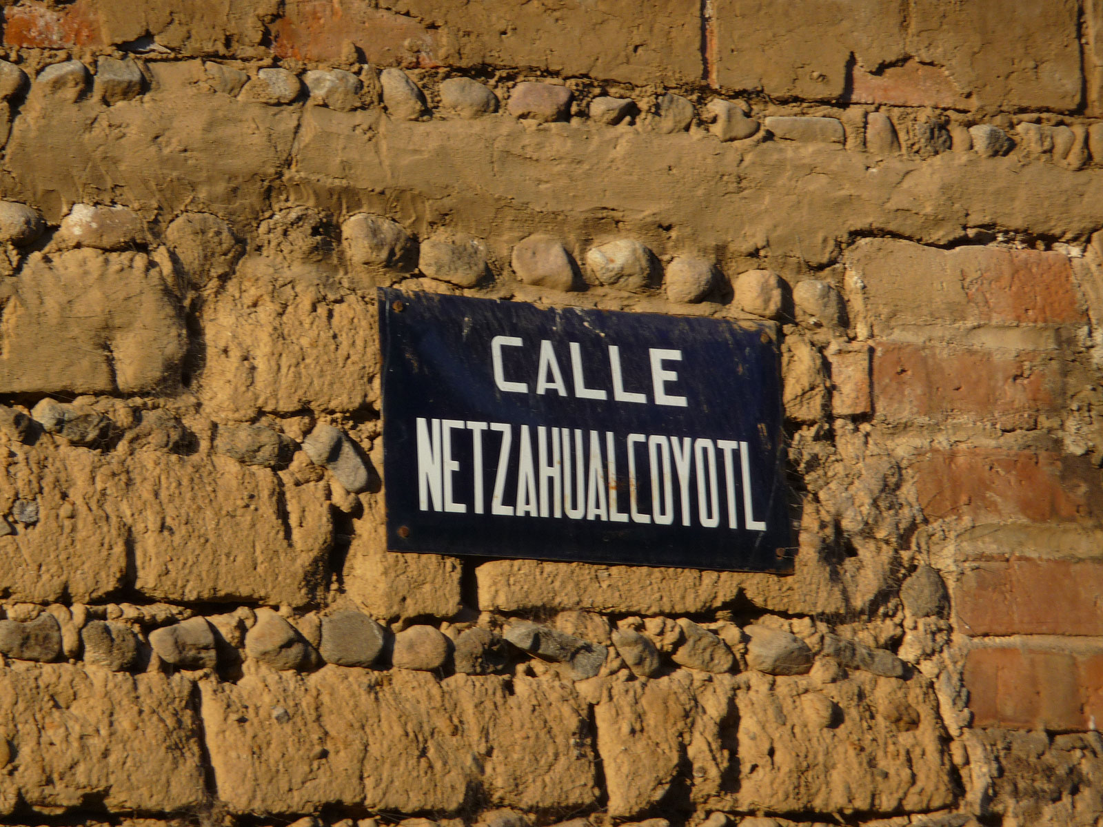 Tepoztlan Calle Netzahualcoyotl Straßenschild