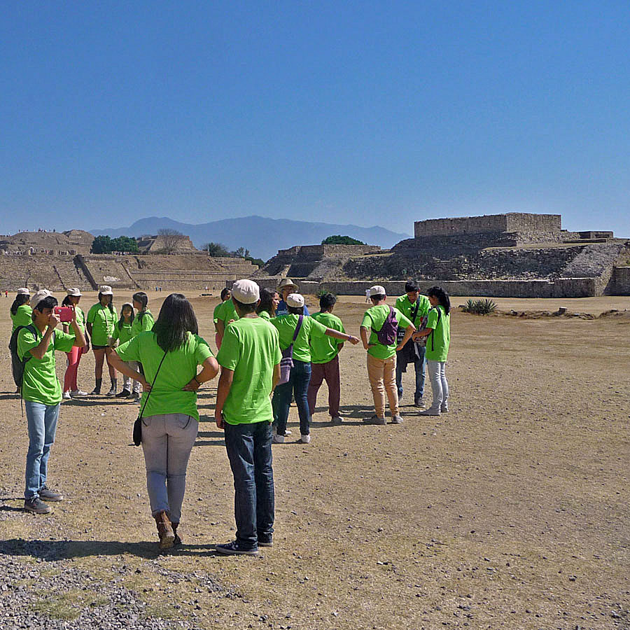 Monte Alban Mexiko Schüler