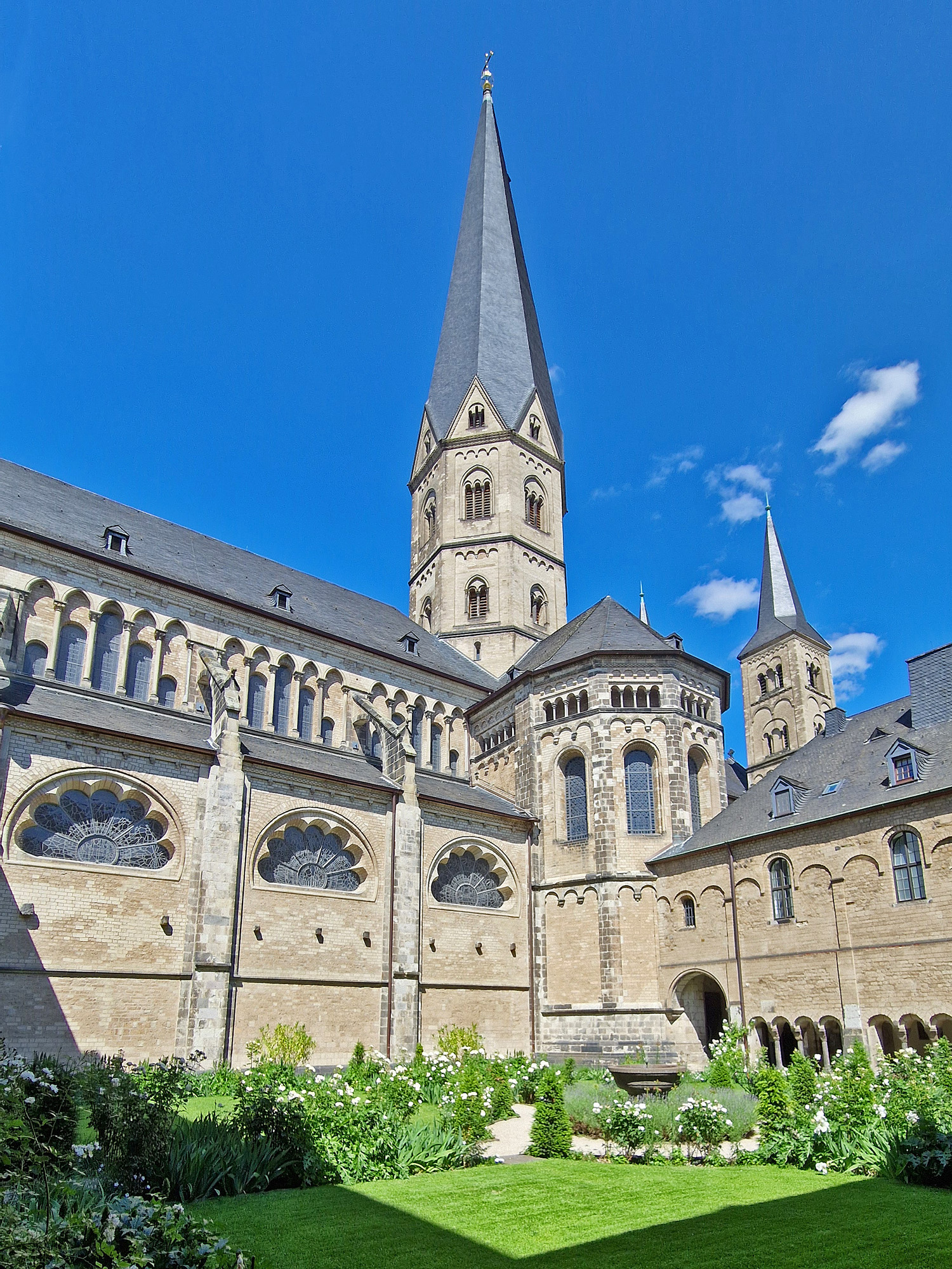 Bonn Münster Kreuzgang