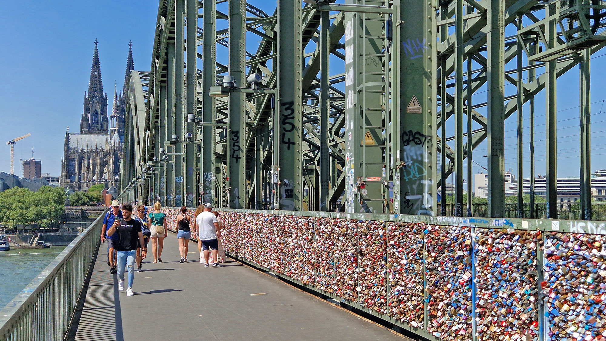 Köln Hohenzollernbrücke Liebesschlösser