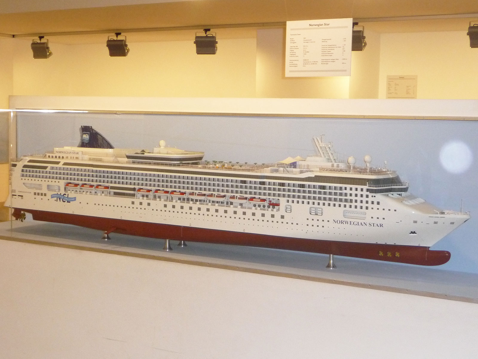Papenburg Meyer Werft Besucherzentrum Modell Norwegian Star