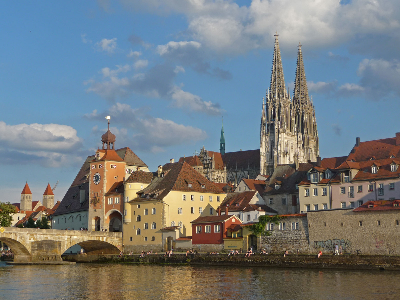 Regensburg Dom Brückturm Abendlicht