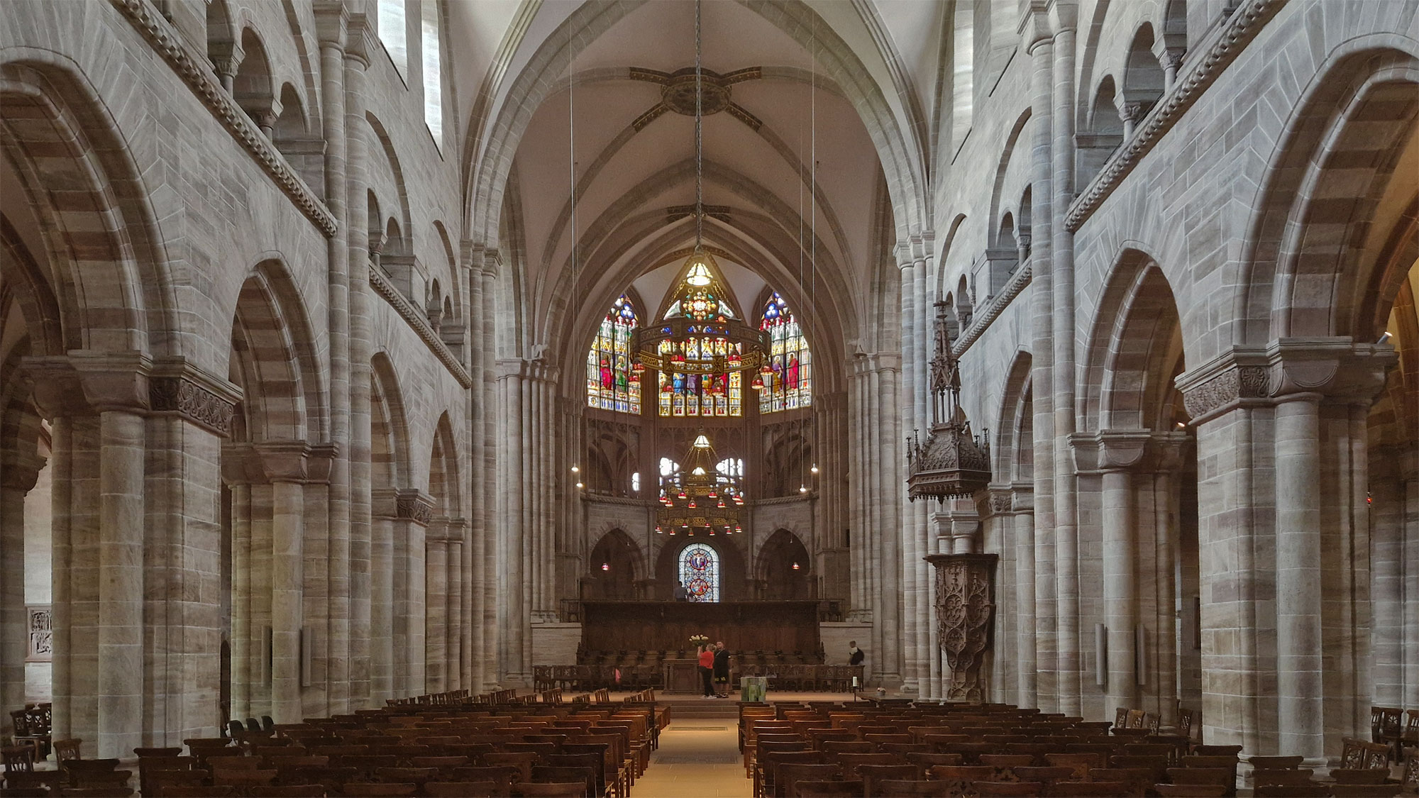 Basel Münster Innenaufnahme