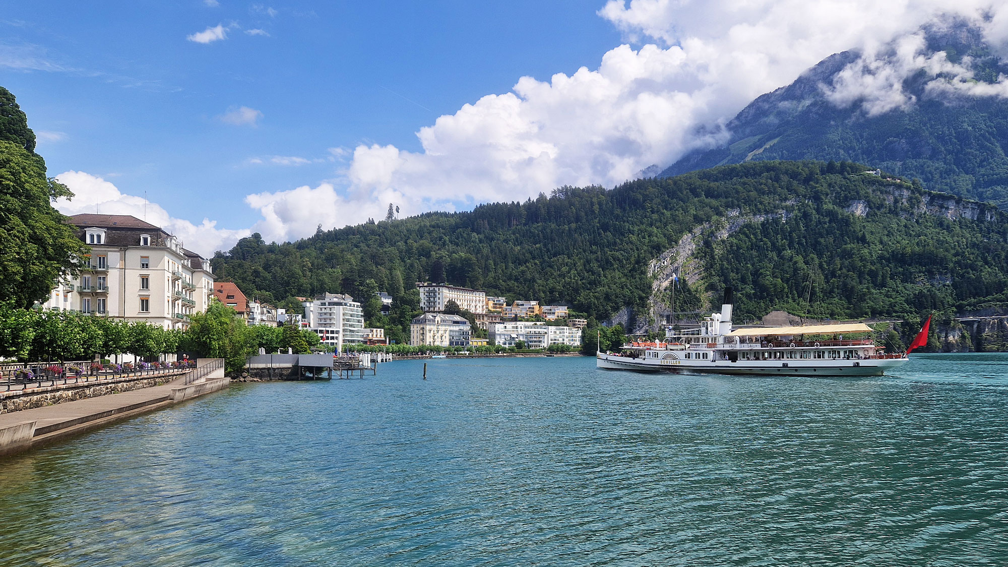 Brunnen Schweiz Vierwaldstätter See Dampfer Schiller