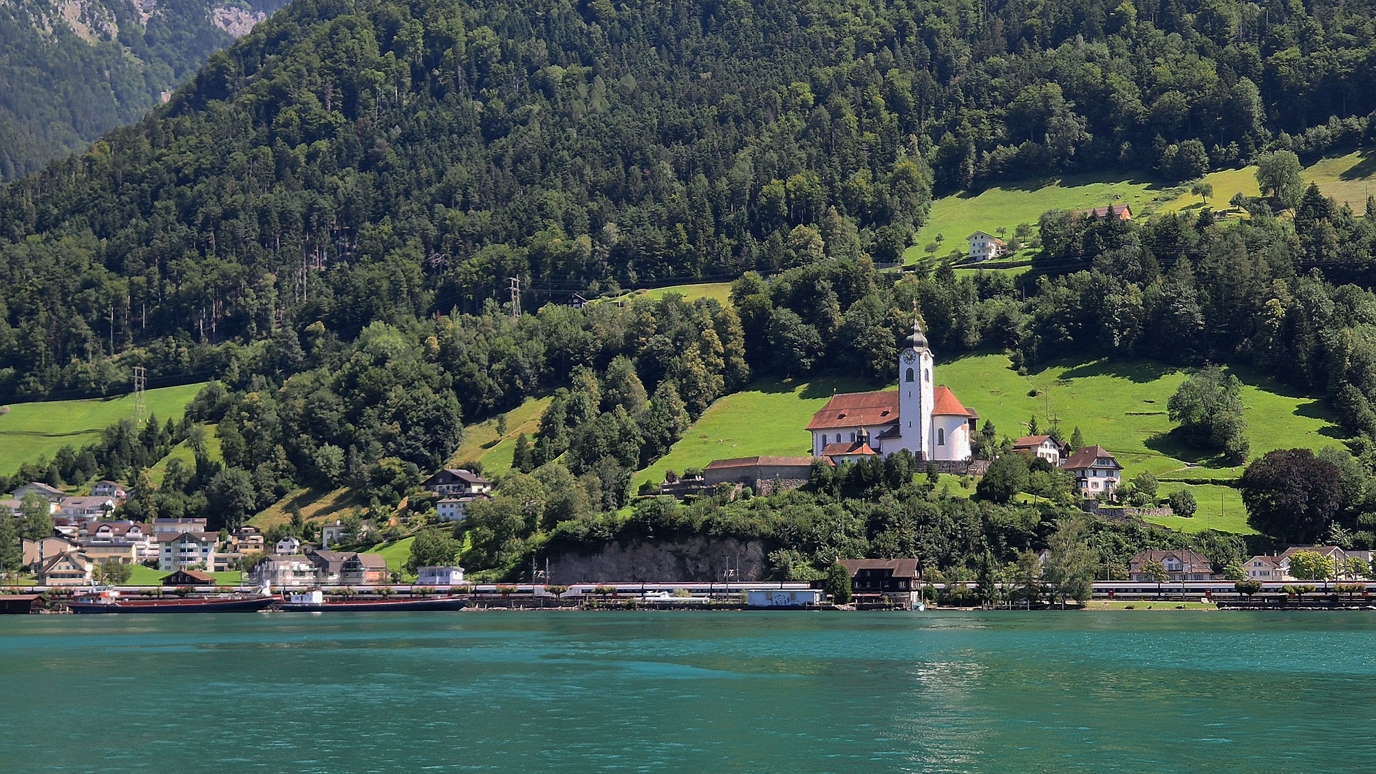 Flüelen Kirche Herz Jesu