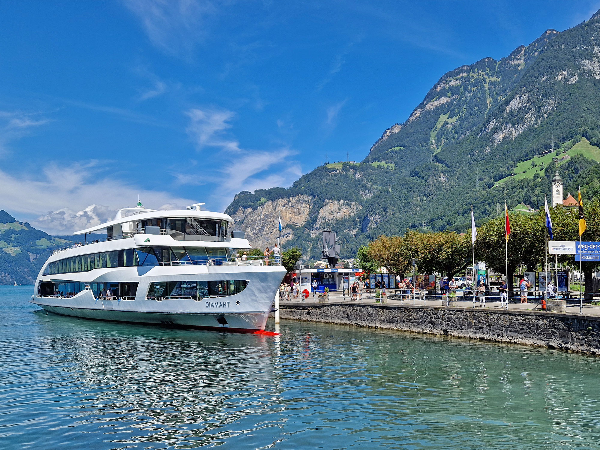 Flüelen Uri Schiffsanlegestelle