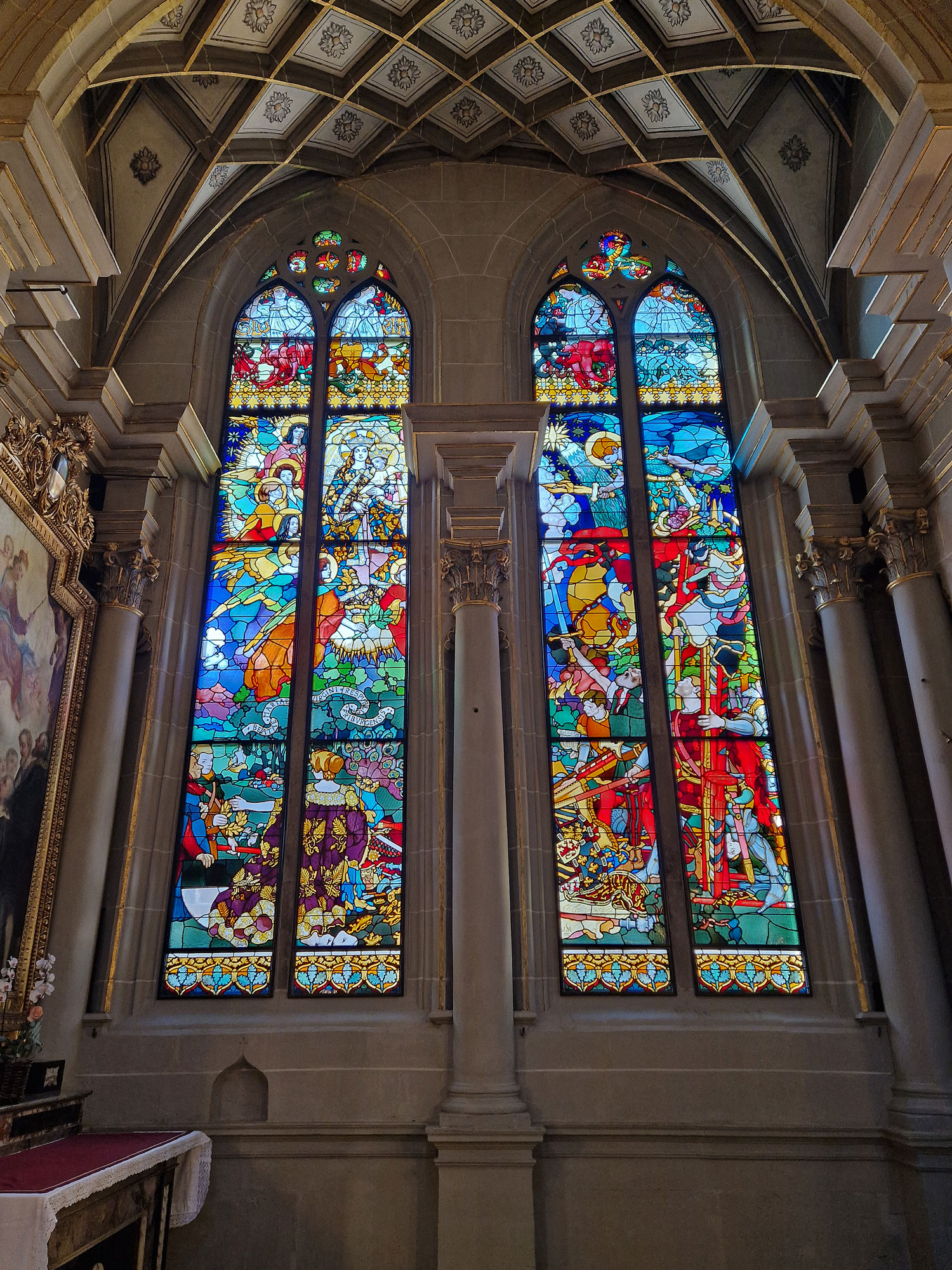 Freiburg Fribourg Cathedrale fenetres