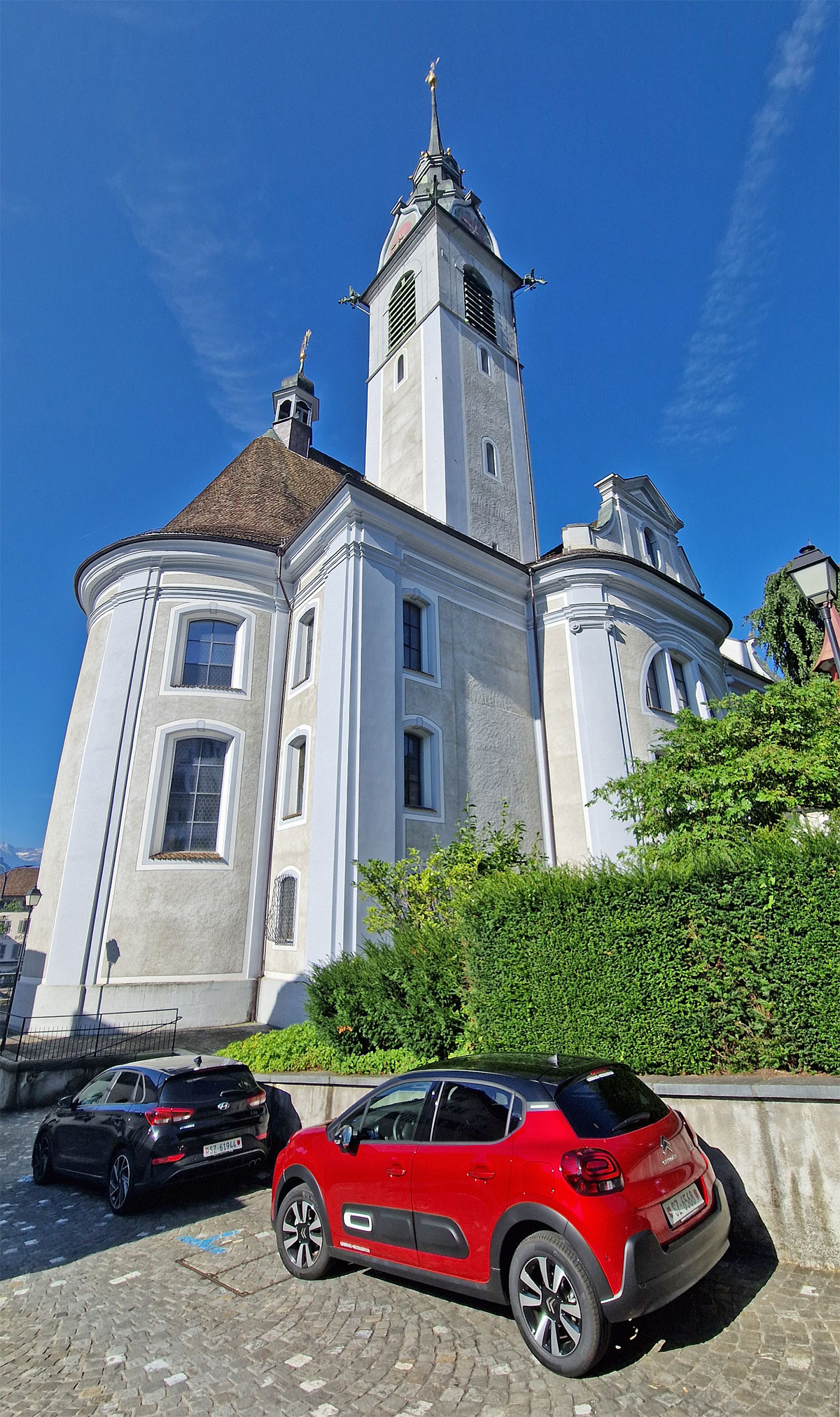 Schwyz Kirche St. Martin außen