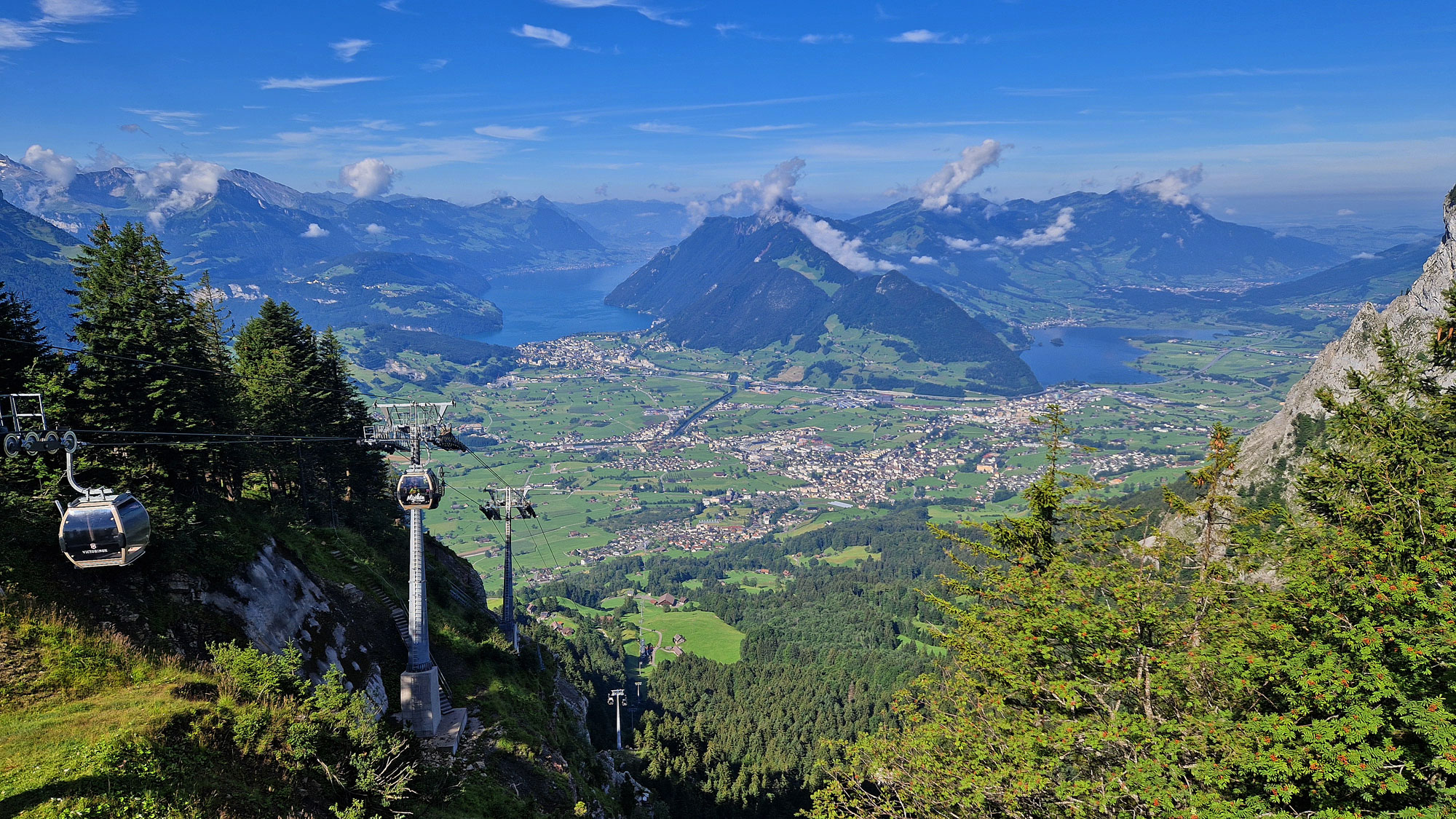 Schwyz Rotenfluebahn Bergstation Ausblick