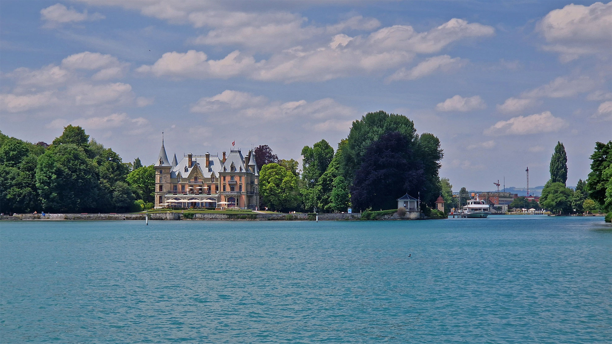 Thun Schweiz Schloss Schadau vom See