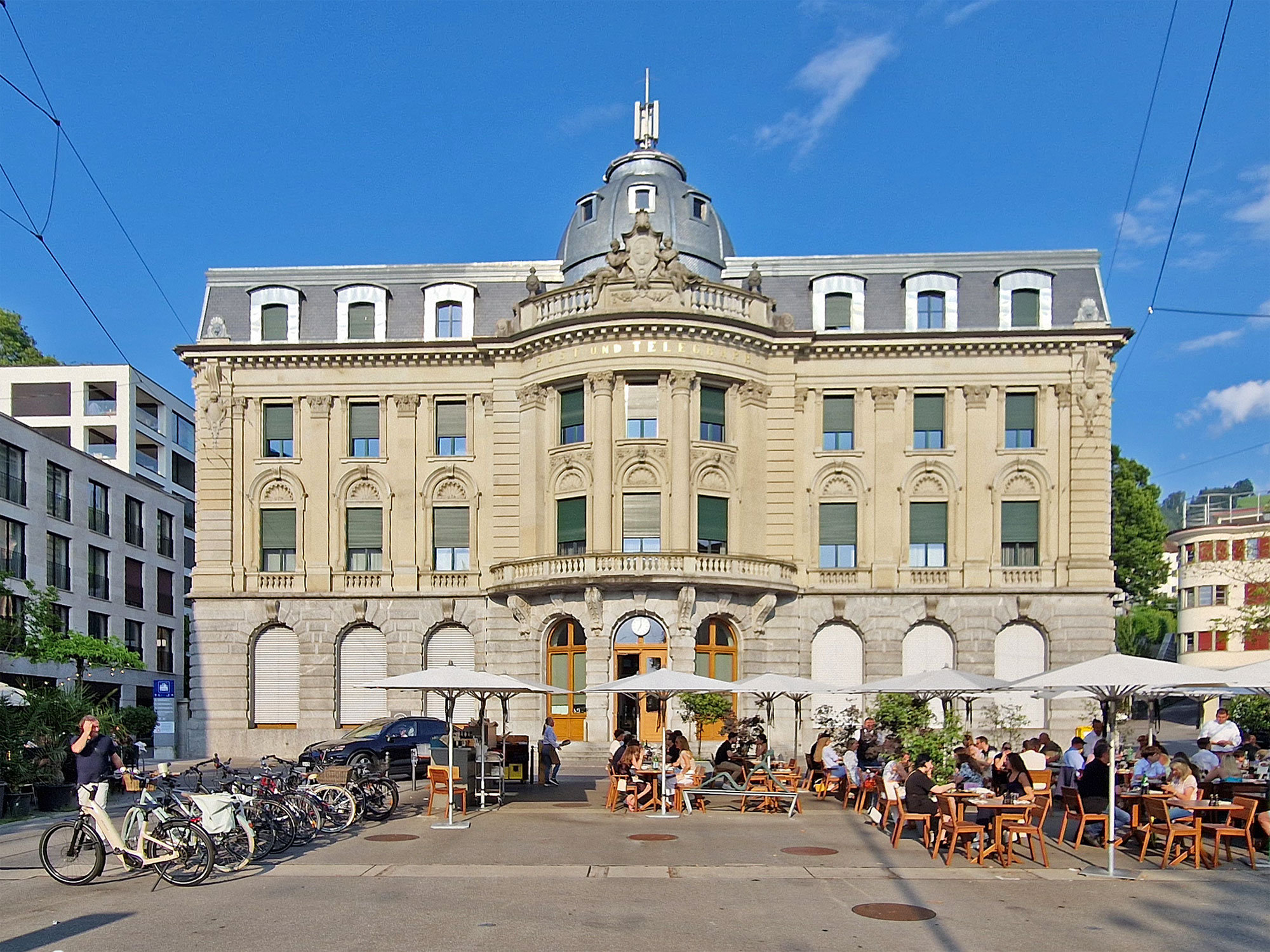 Zug Schweiz Hauptpost
