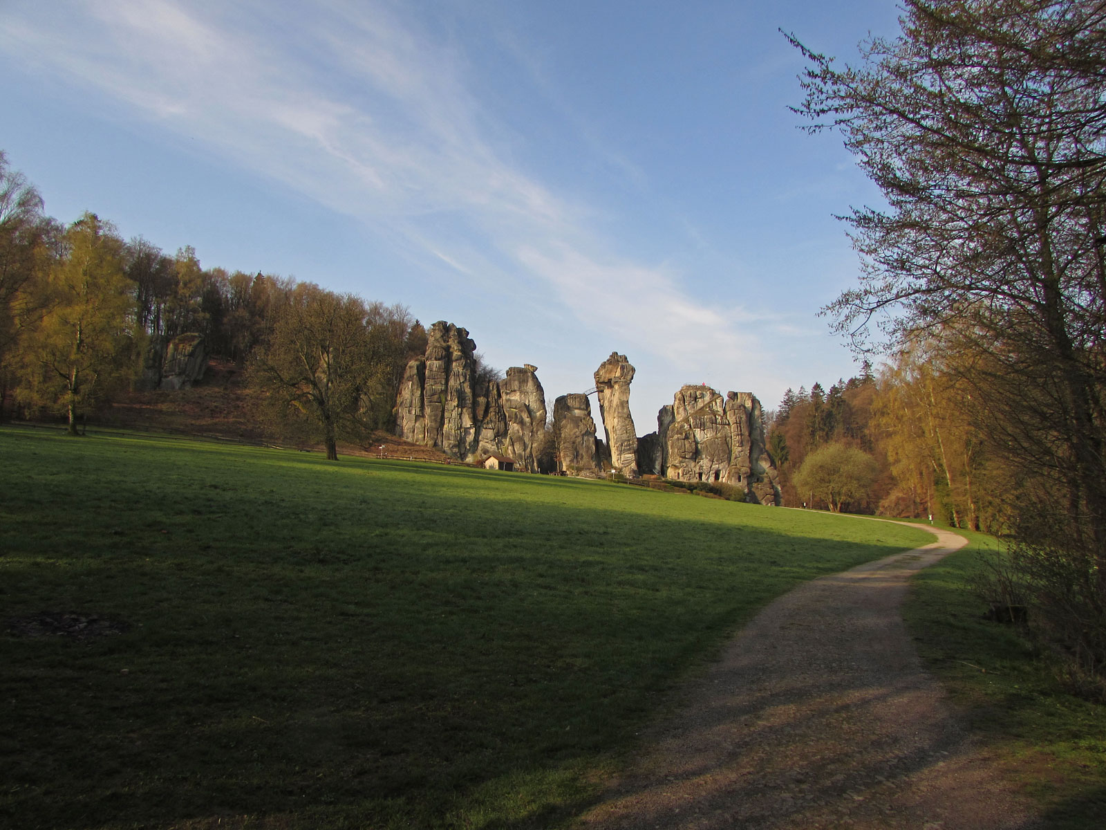 Externsteine von fern