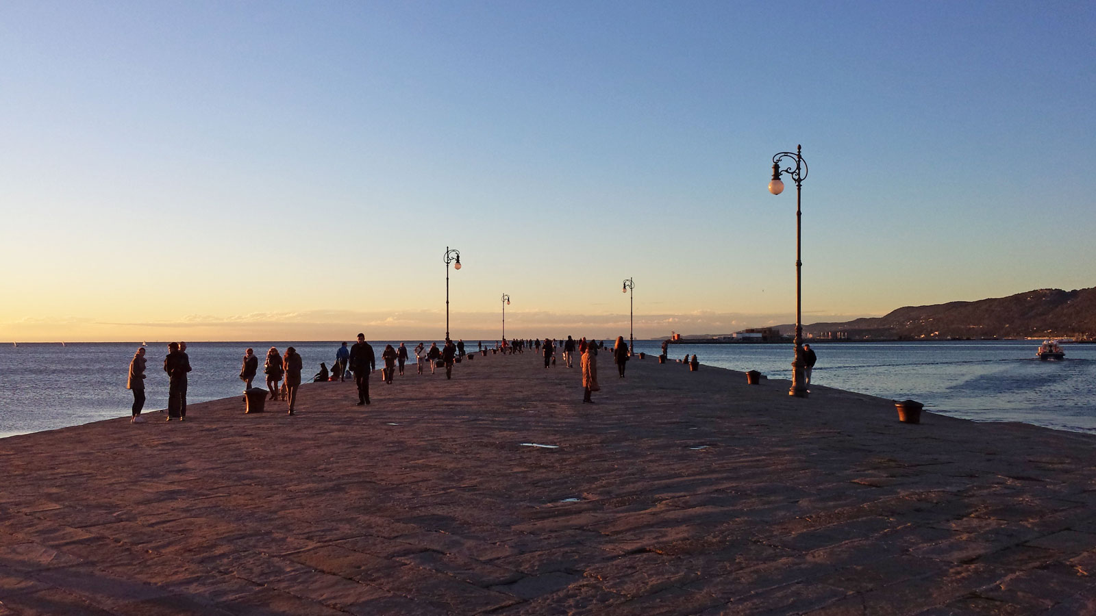 Triest Molo Audace Sonnenuntergang