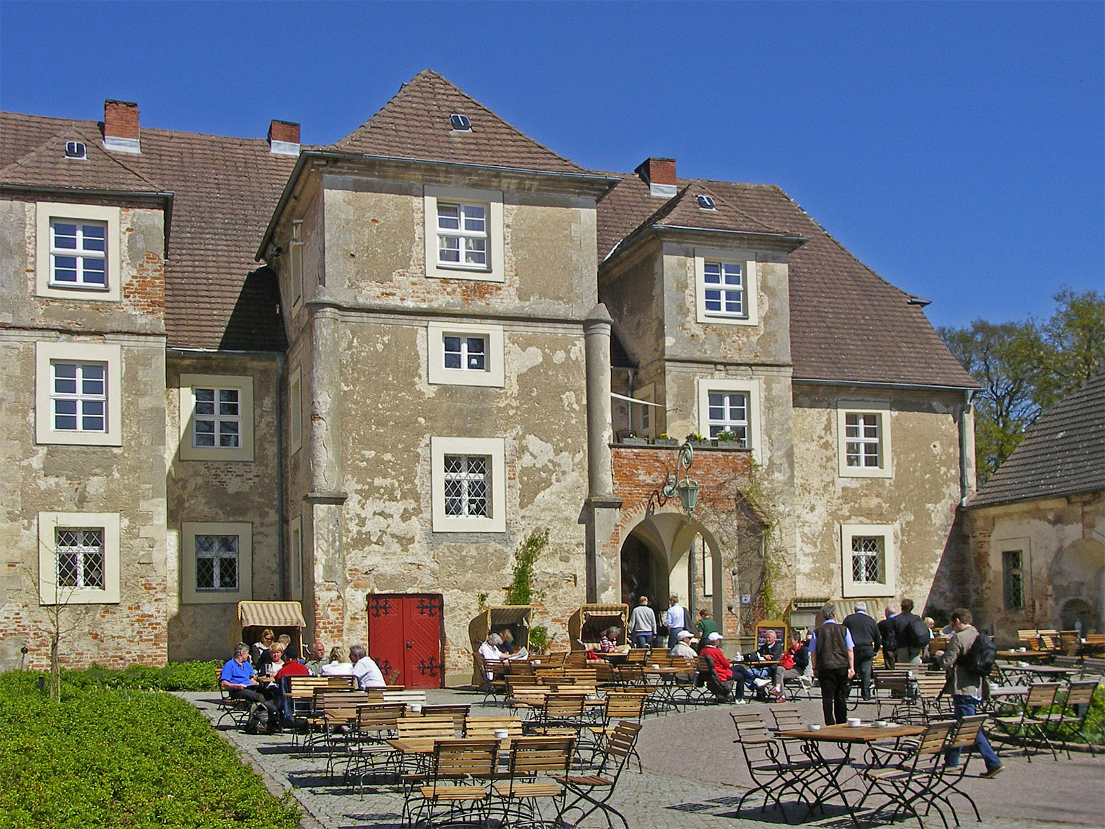 Usedom Mellenthin Schloss außen
