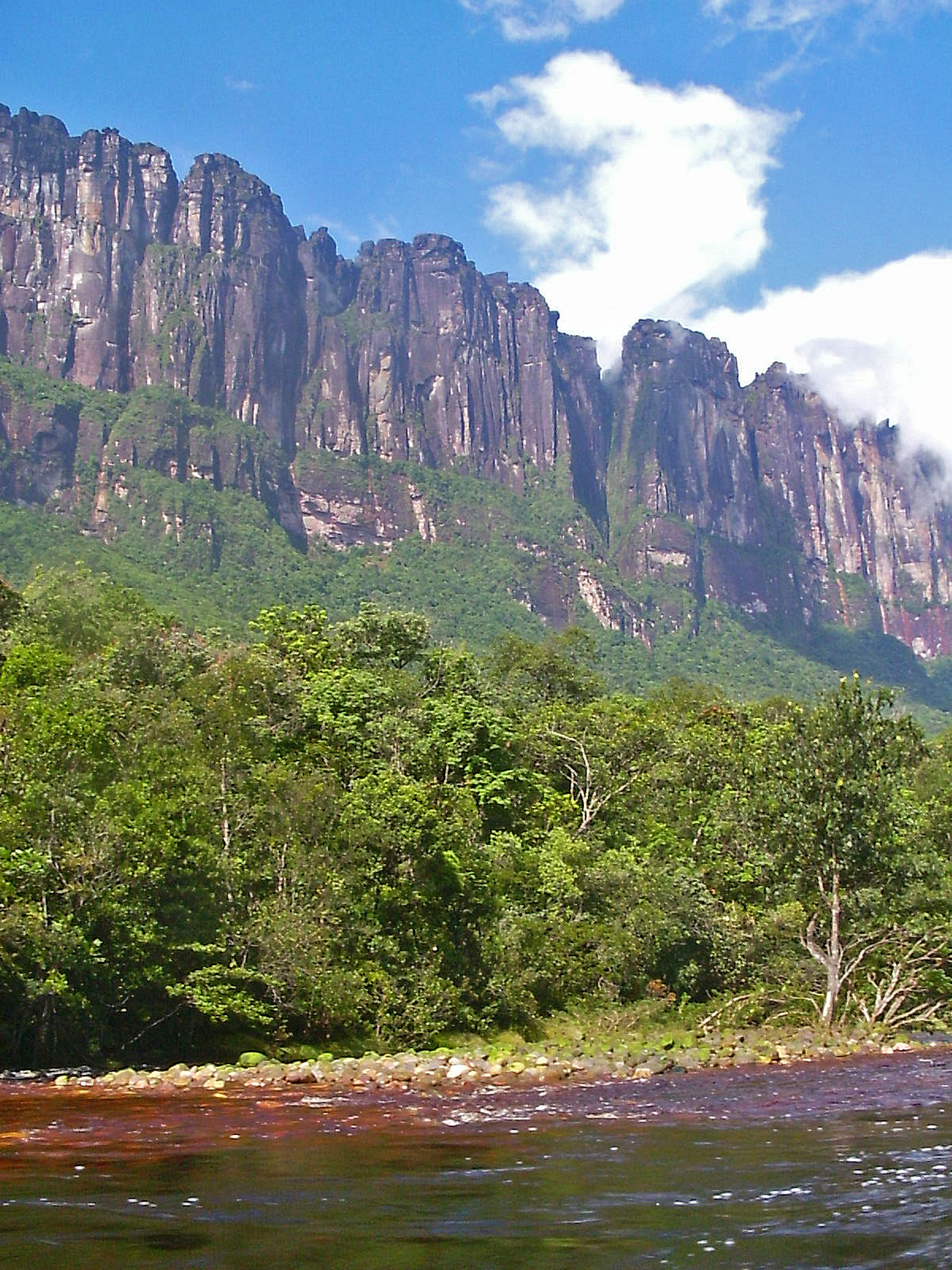 Venezuela Gran Sabana Tepui von unten