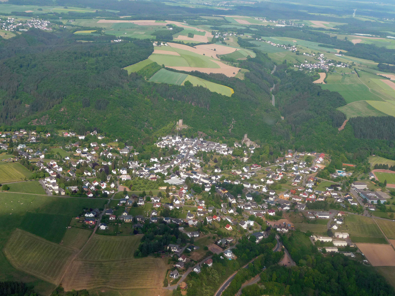 Vulkaneifel Rundflug Manderscheid aus der Luft