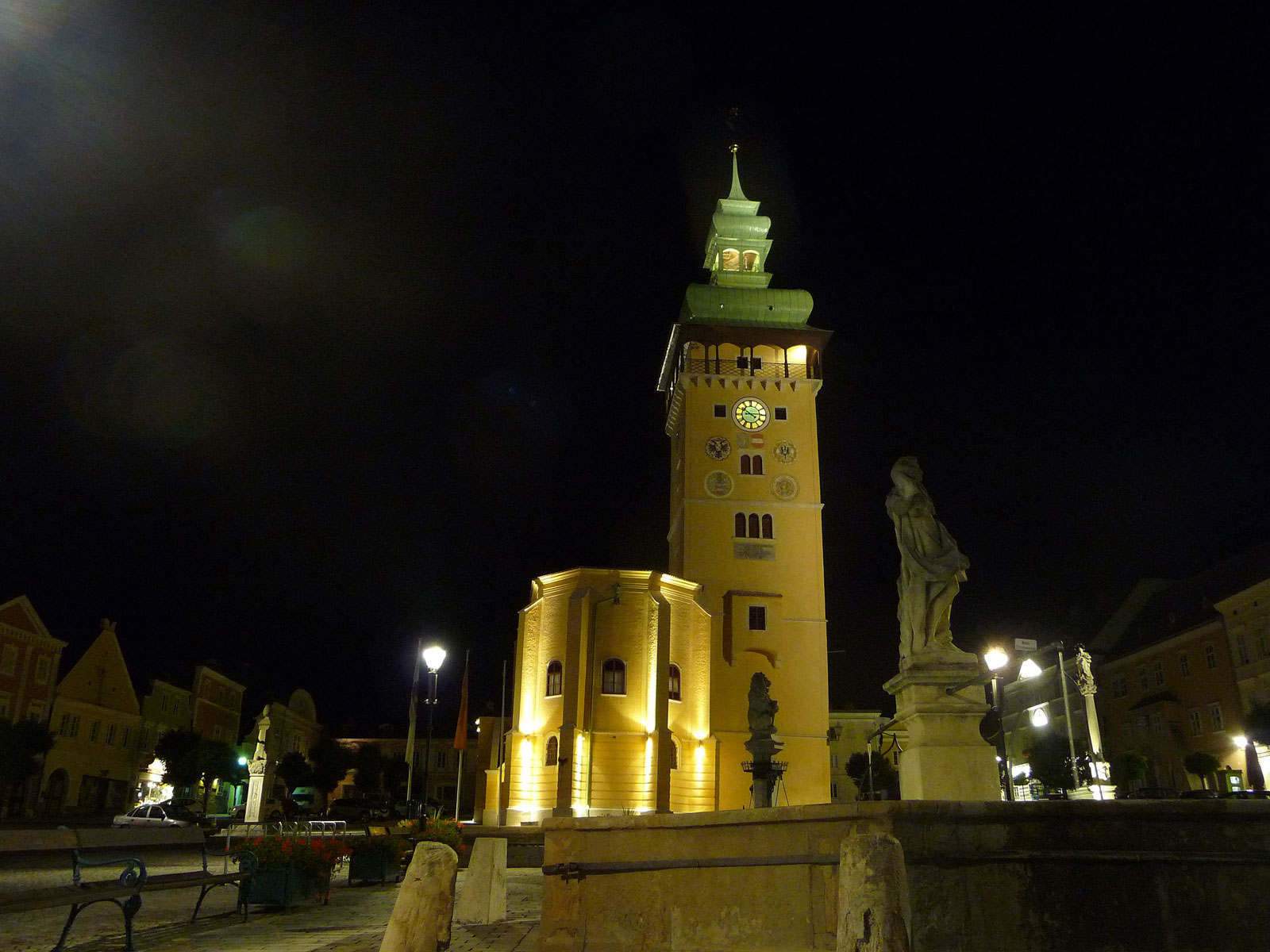 Weinviertel Retz Rathaus Nachtaufnahme