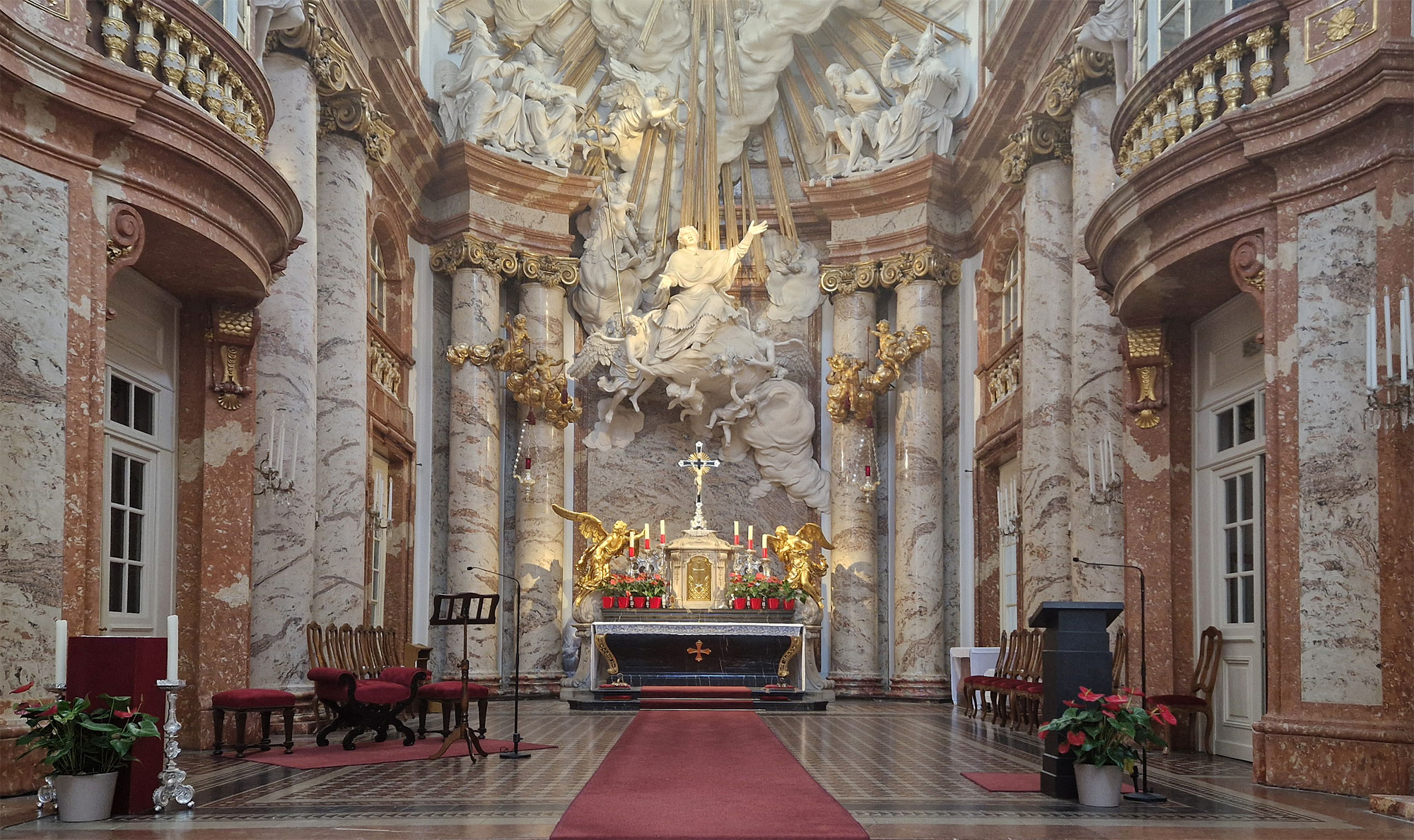 Wien Karlskirche Altarraum