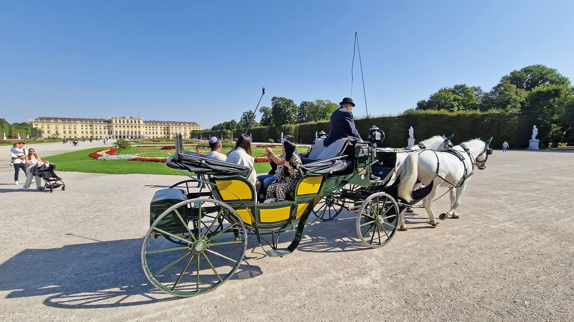 Wien Schönbrunn Schlosspark Fiaker