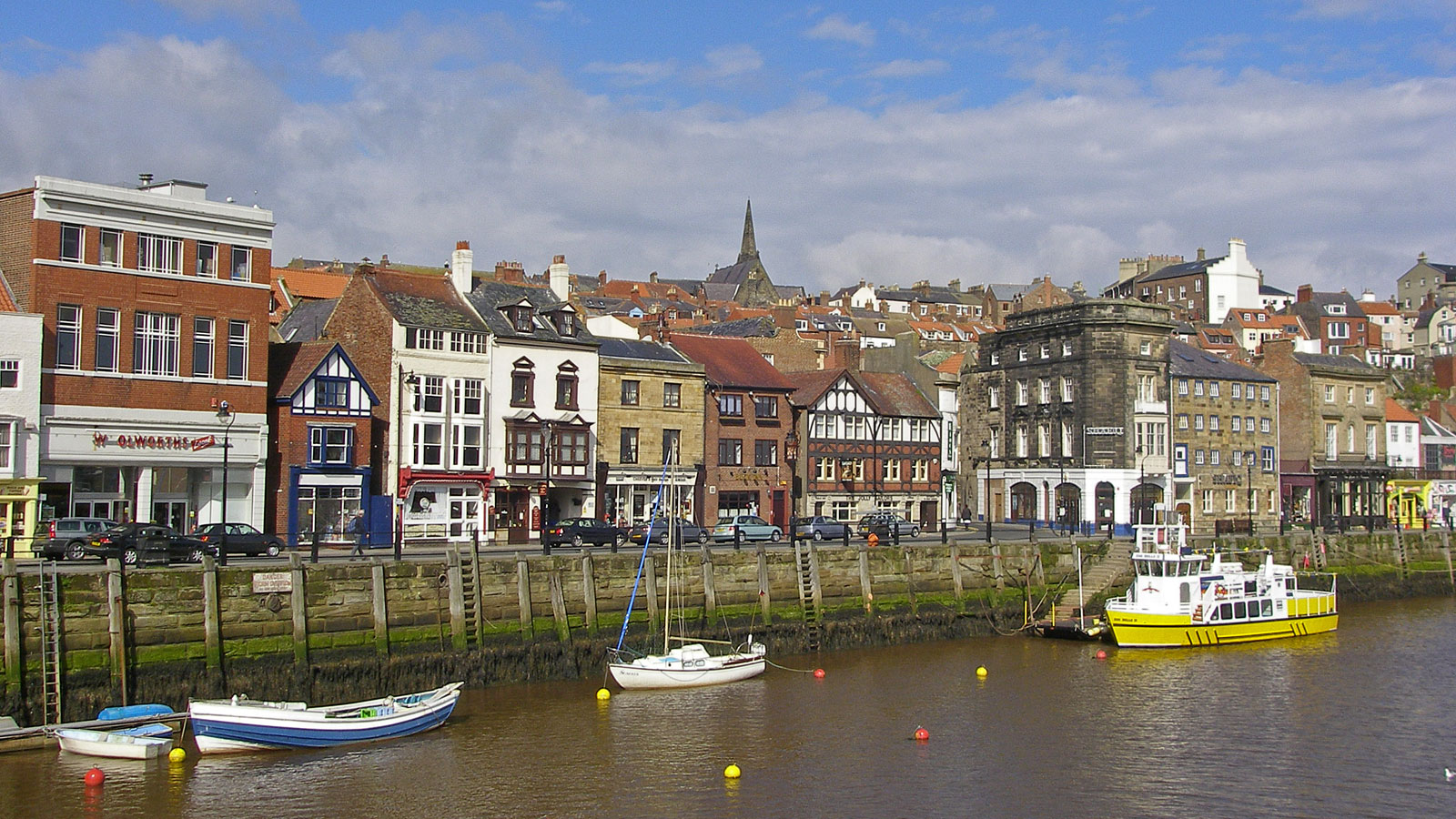 Yorkshire Whitby Hafen mit Booten