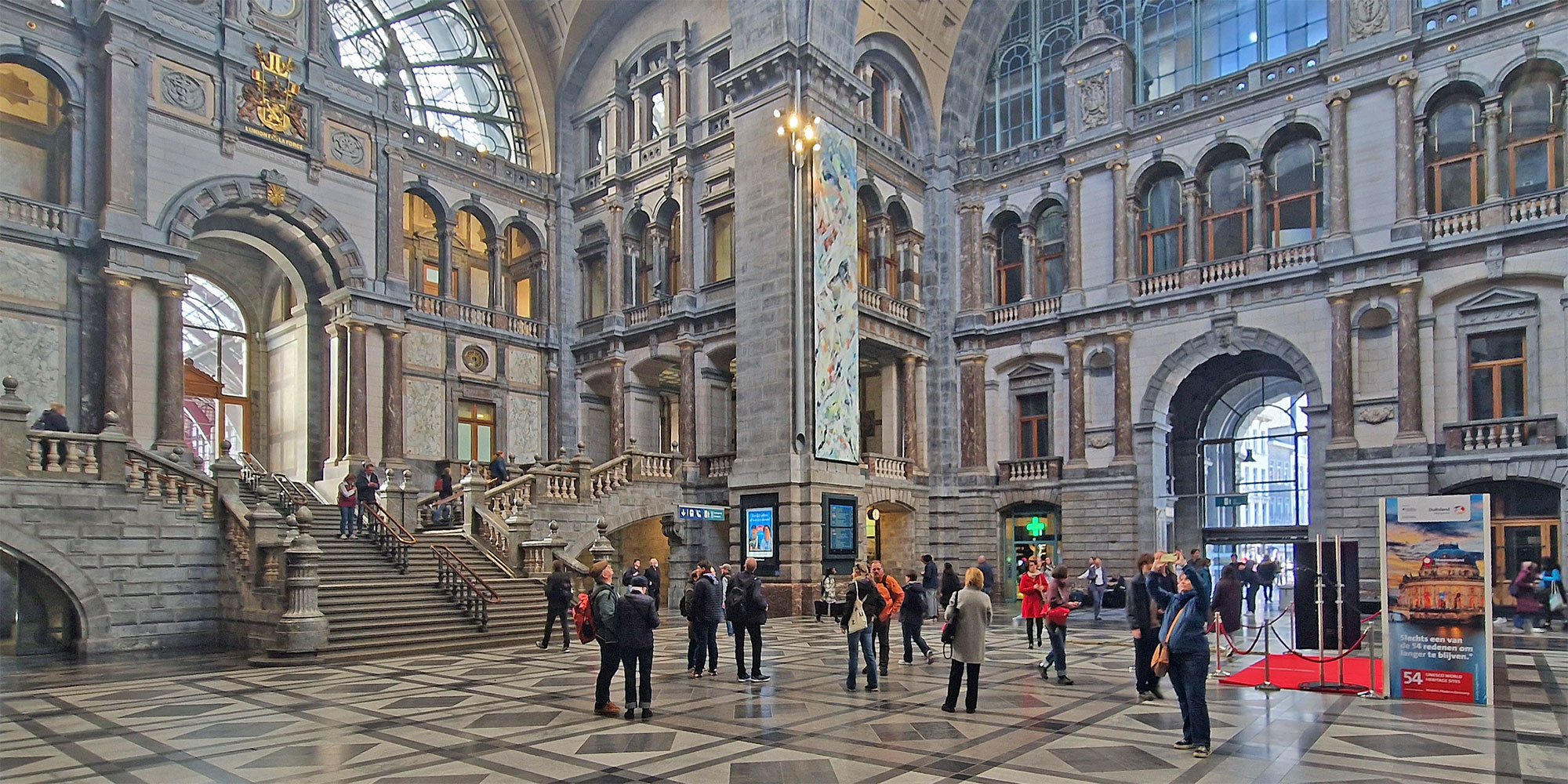 Antwerpen: Centraal Station Vorhalle