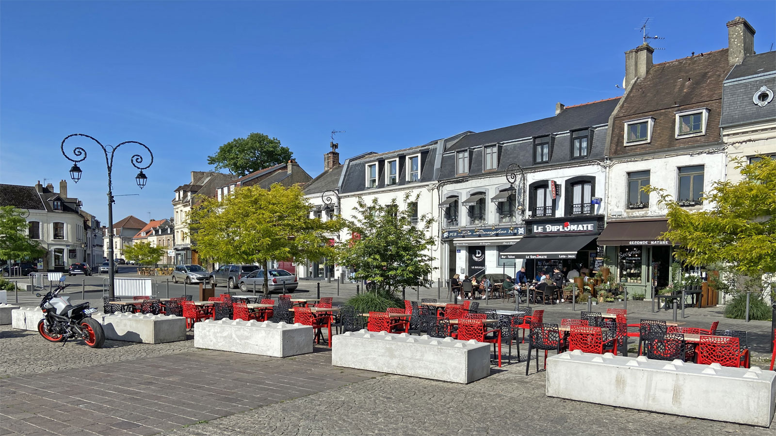 Montreuil-sur-Mer Place General de Gaulle
