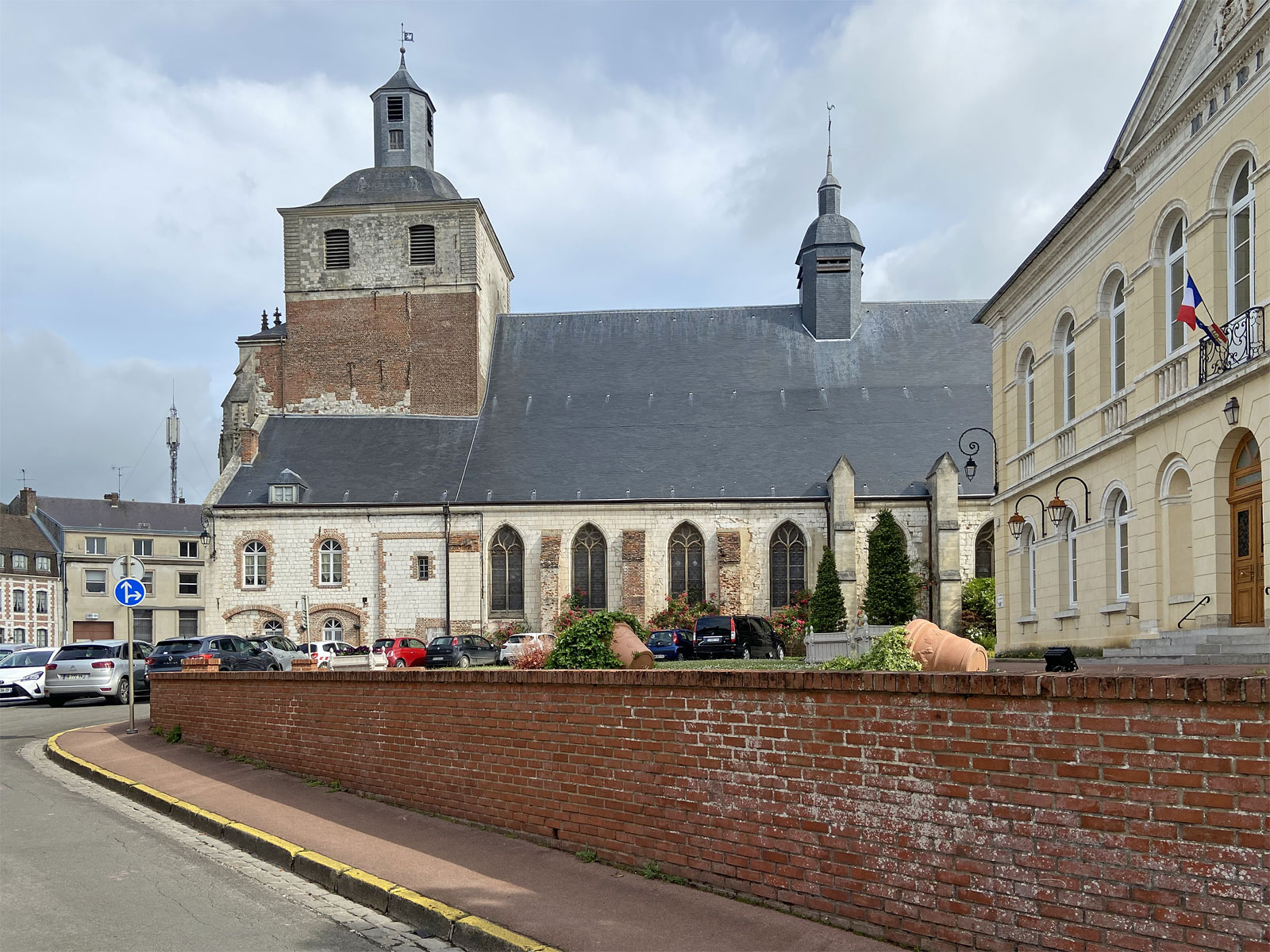 Montreuil-sur-Mer Kirche St. Saulve