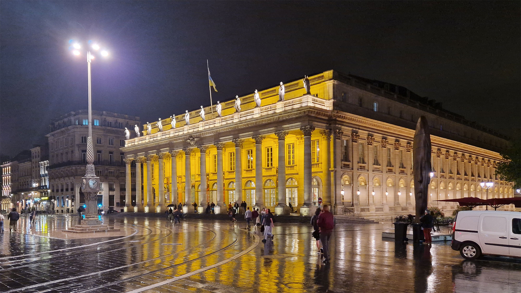 Bordeaux Oper Nachtaufnahme