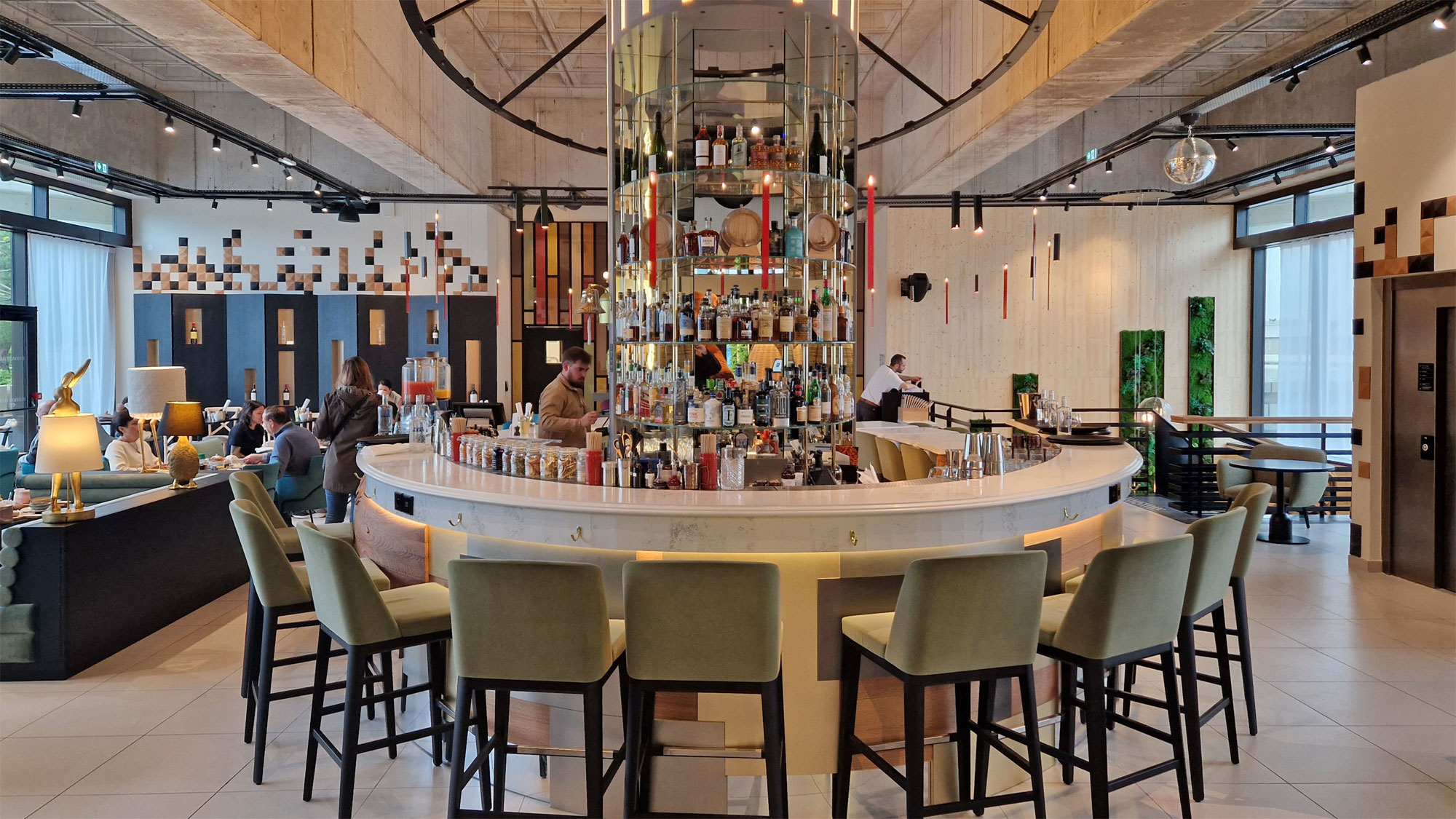 Bordeaux Hotel First Name Bar