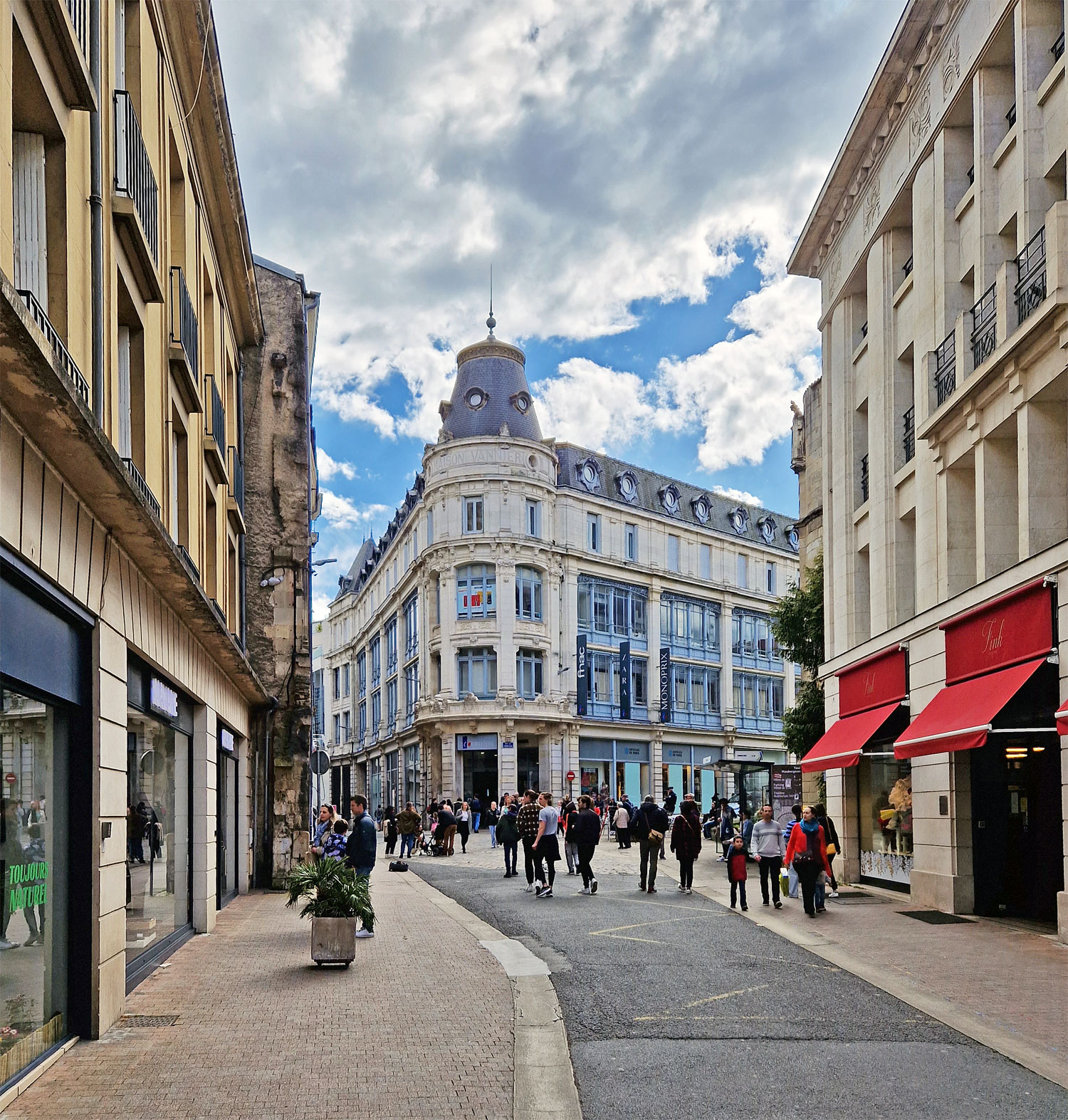Poitiers Altstadt Fußgängerzone