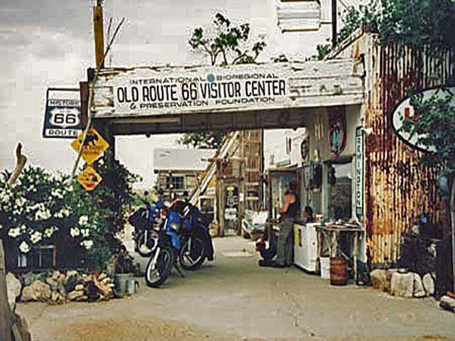 Arizona Old Route 66 Visitor Center außen
