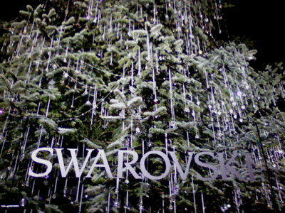 Zürich Weihnachtsmarkt Swarovski Tanne